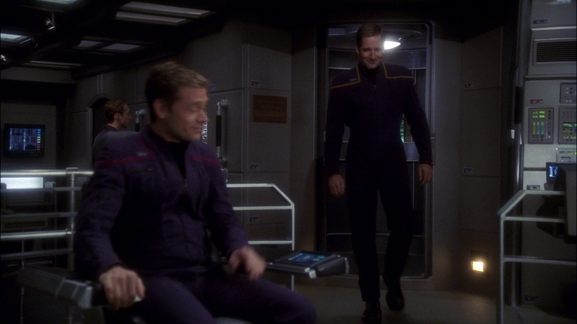 extant_StarTrek_ENT_1x14-SleepingDogs_3375.jpg