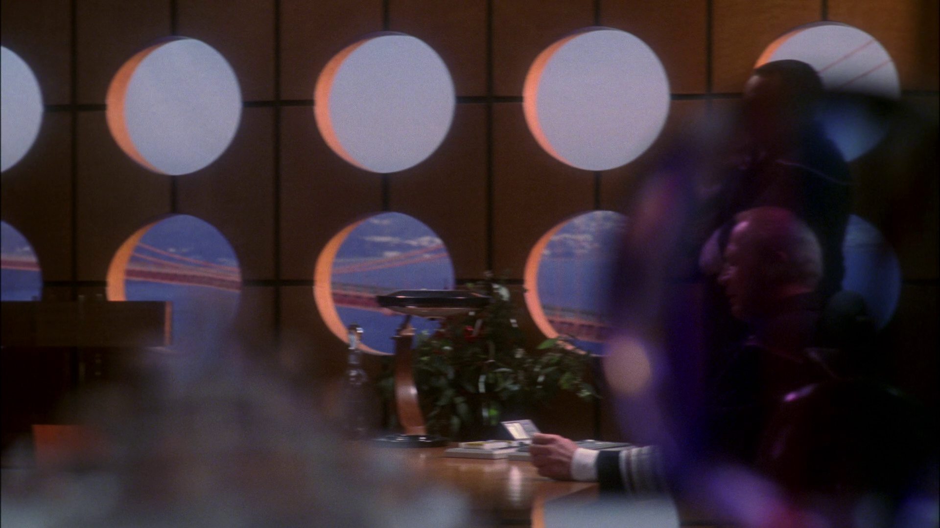 extant_StarTrek_ENT_1x15-ShadowsOfPJem_0022.jpg