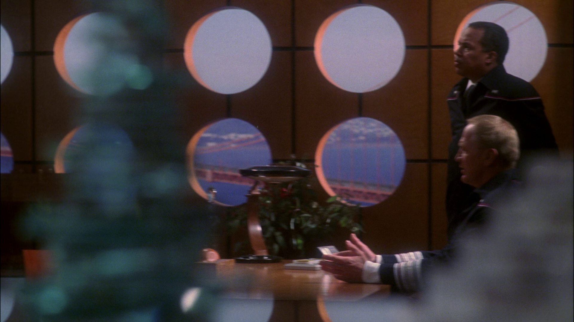 extant_StarTrek_ENT_1x15-ShadowsOfPJem_0035.jpg