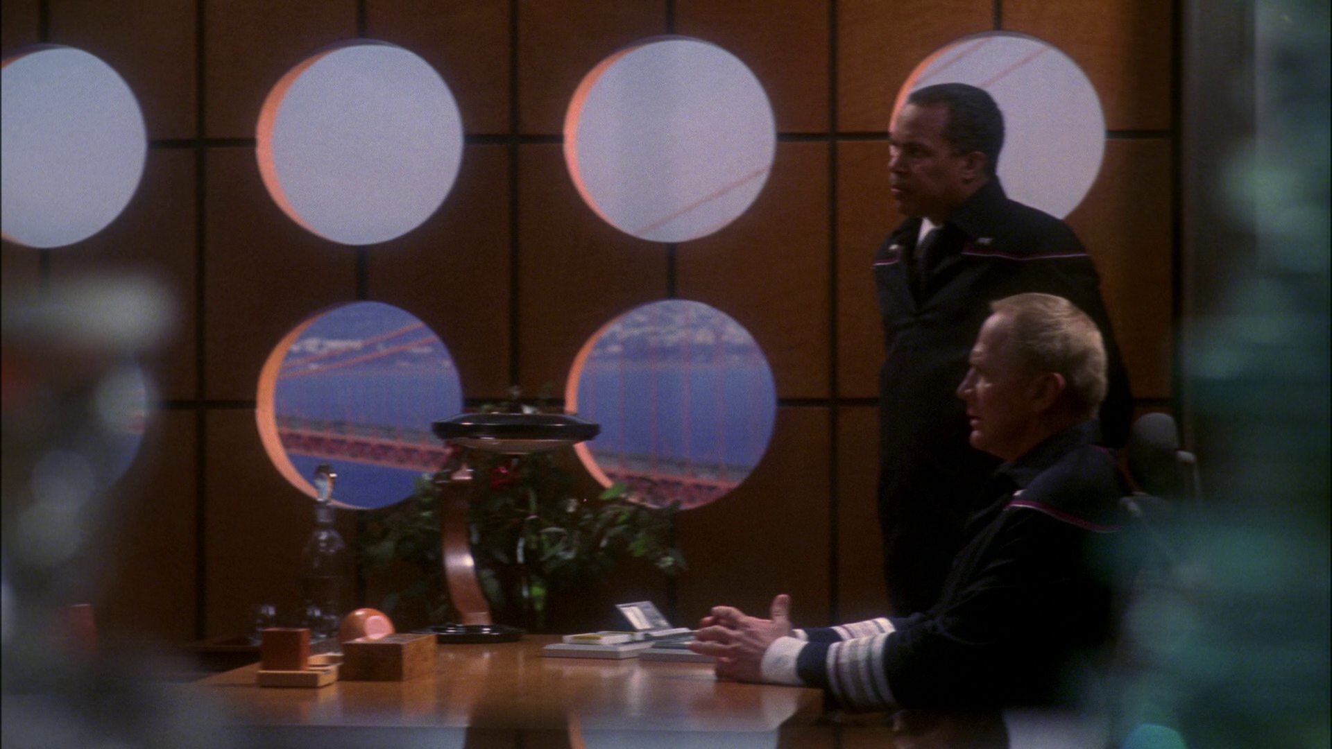 extant_StarTrek_ENT_1x15-ShadowsOfPJem_0055.jpg