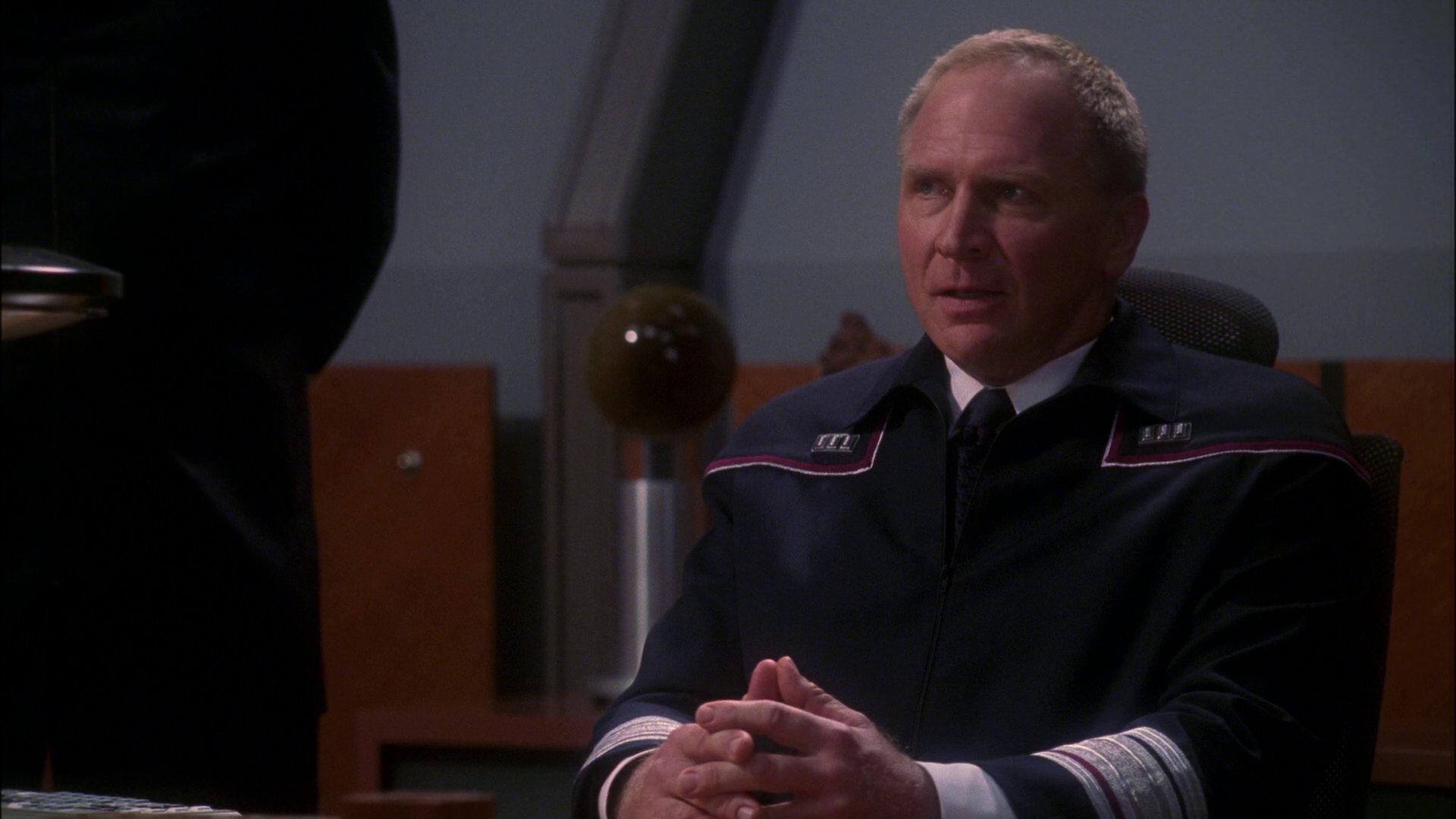 extant_StarTrek_ENT_1x15-ShadowsOfPJem_0067.jpg
