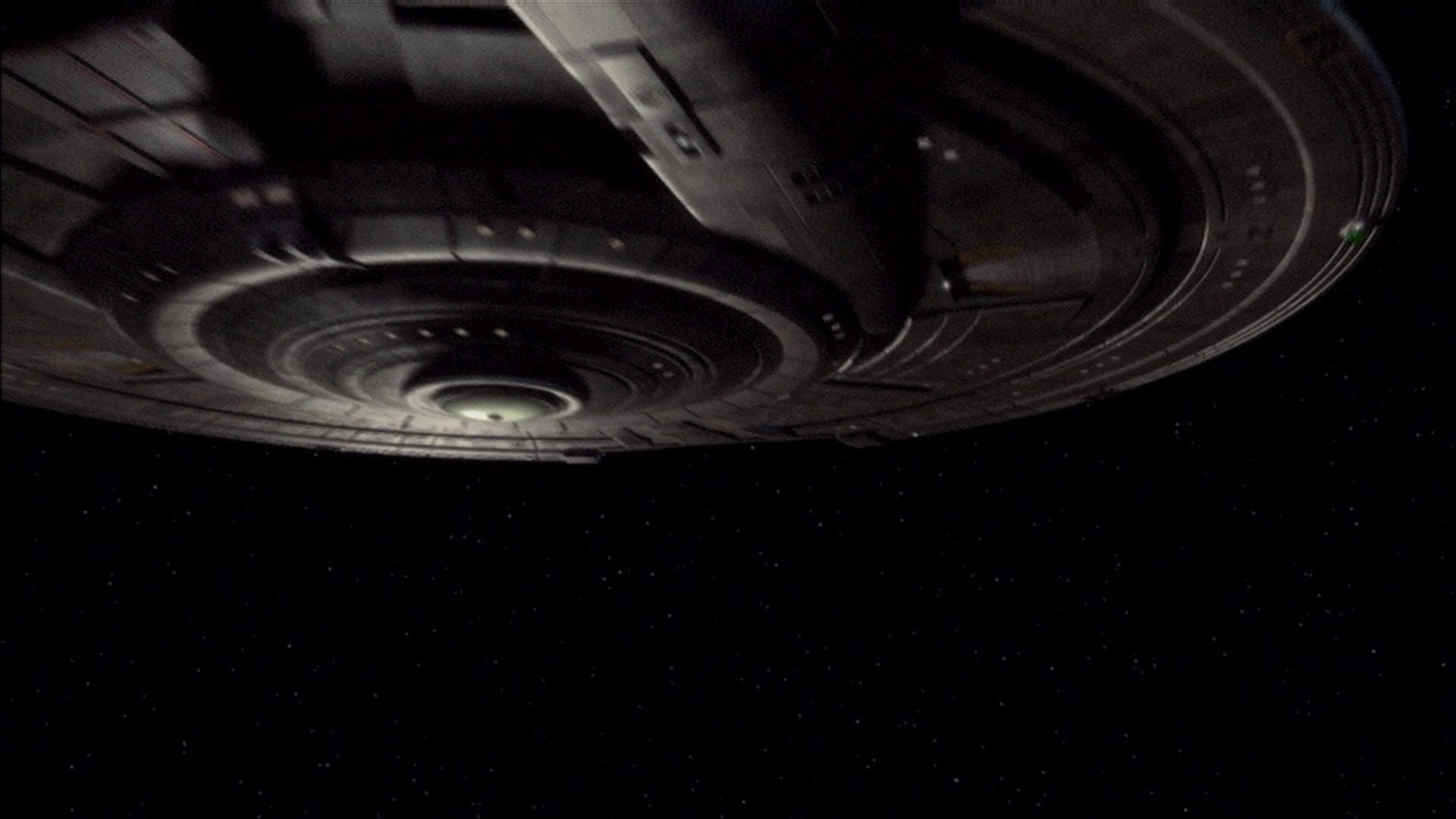extant_StarTrek_ENT_1x15-ShadowsOfPJem_0270.jpg