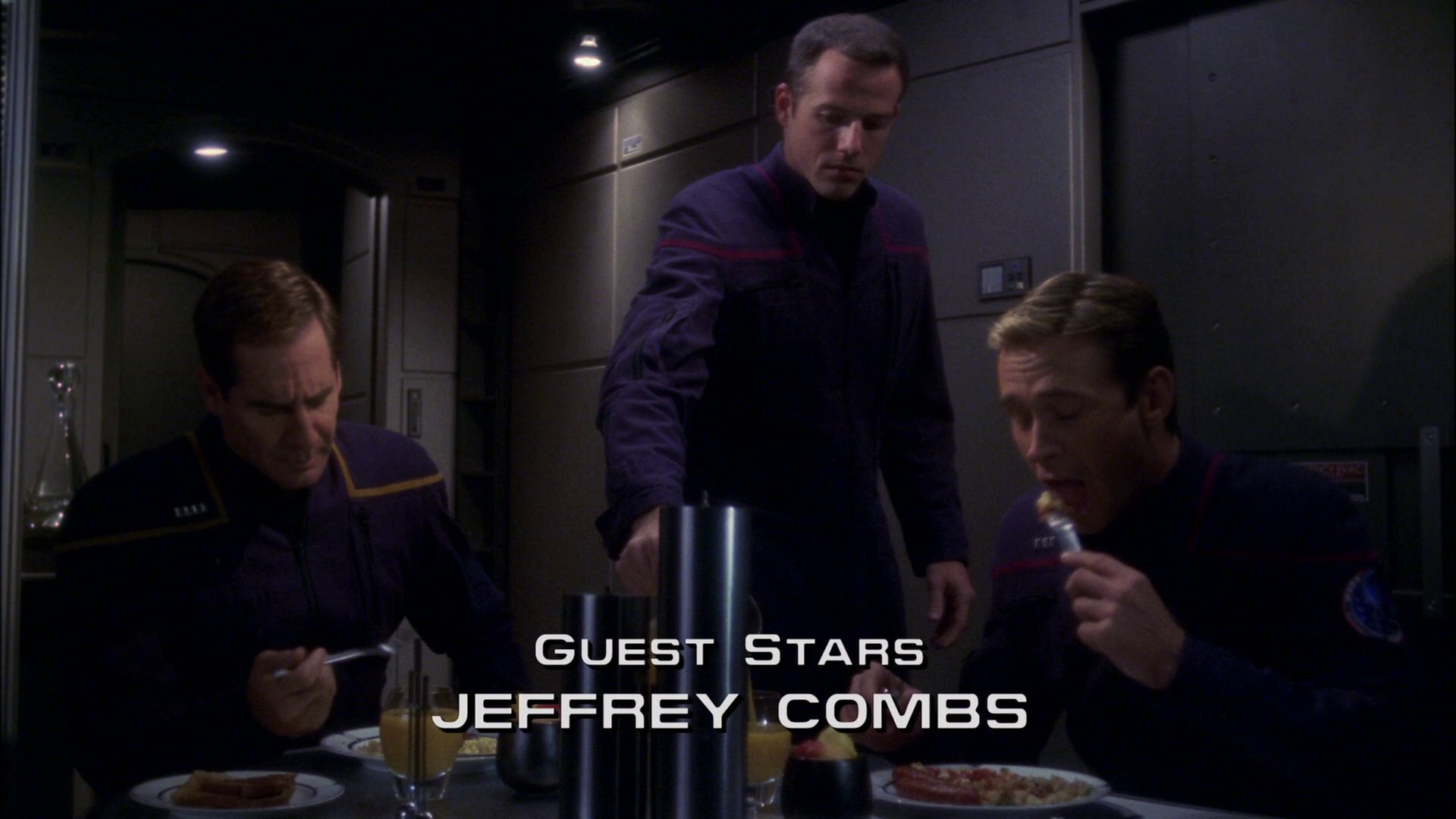extant_StarTrek_ENT_1x15-ShadowsOfPJem_0279.jpg