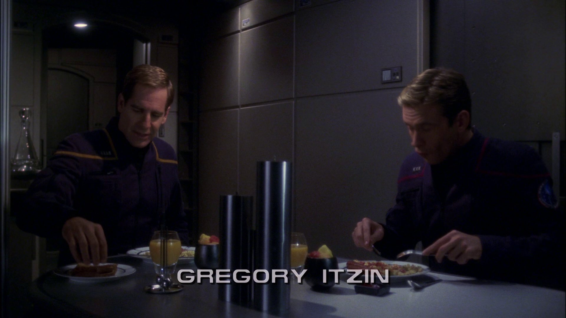 extant_StarTrek_ENT_1x15-ShadowsOfPJem_0288.jpg