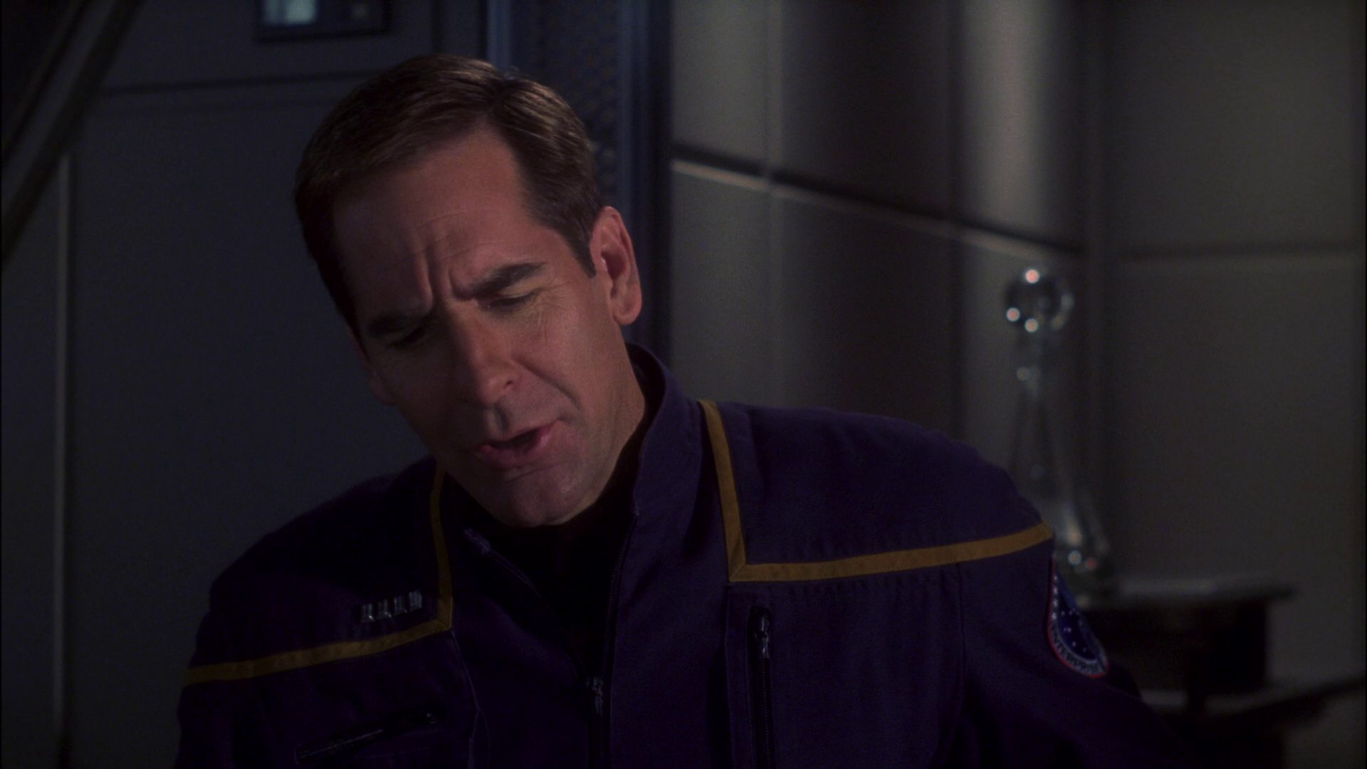 extant_StarTrek_ENT_1x15-ShadowsOfPJem_0301.jpg