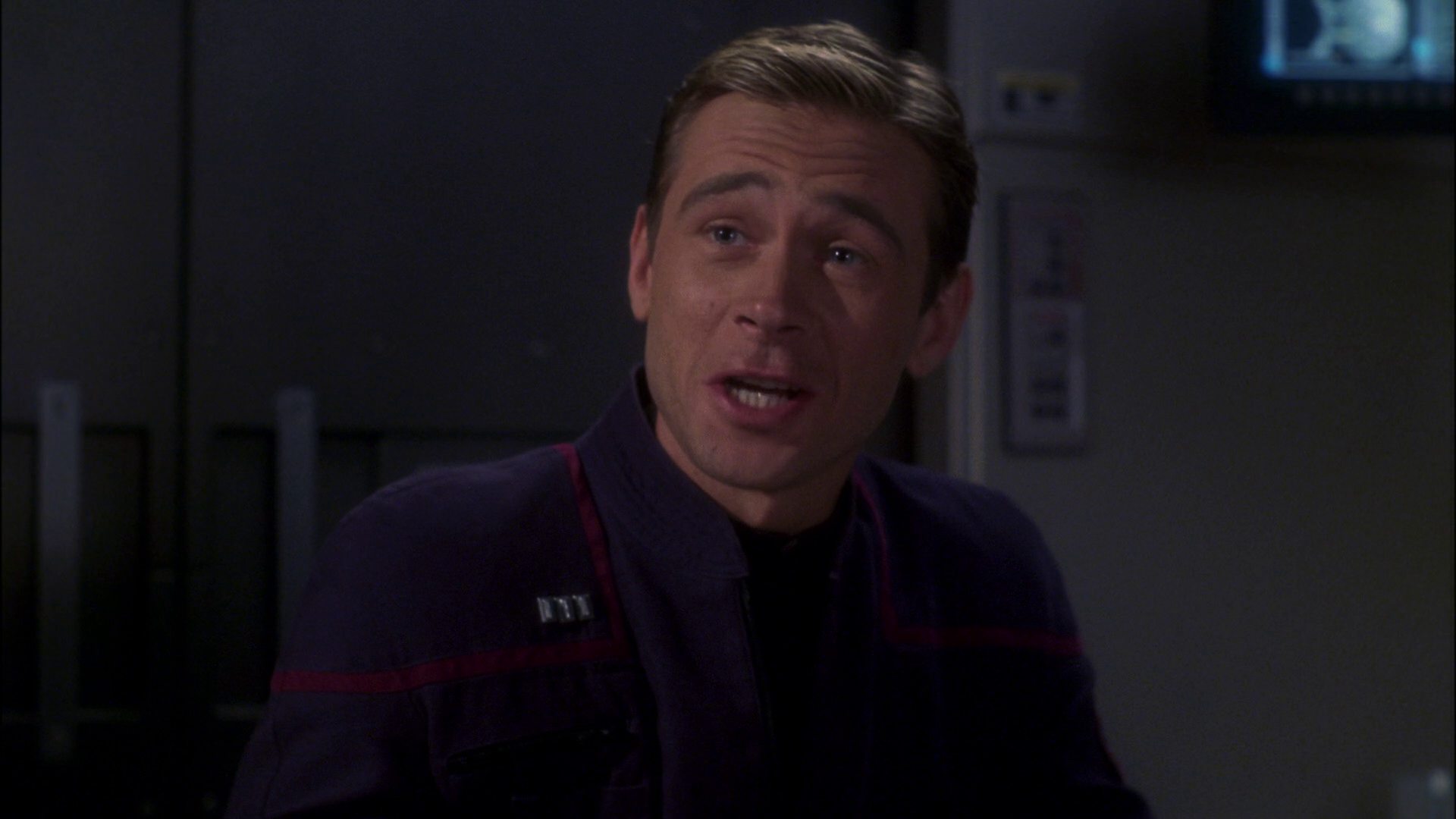 extant_StarTrek_ENT_1x15-ShadowsOfPJem_0309.jpg