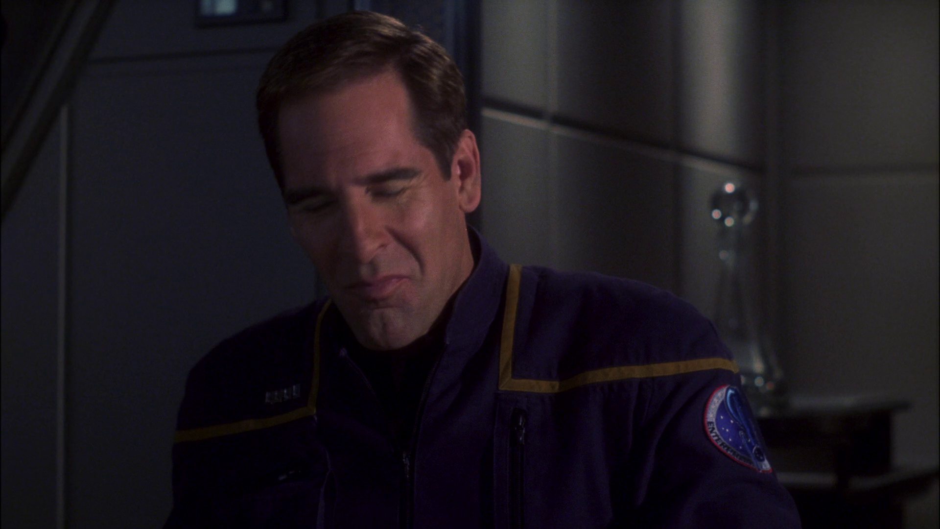 extant_StarTrek_ENT_1x15-ShadowsOfPJem_0311.jpg