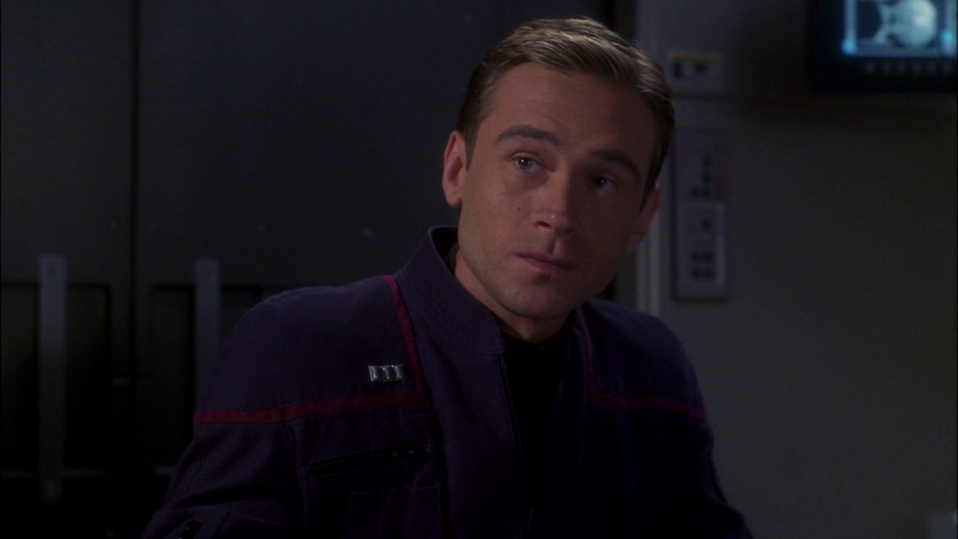 extant_StarTrek_ENT_1x15-ShadowsOfPJem_0318.jpg