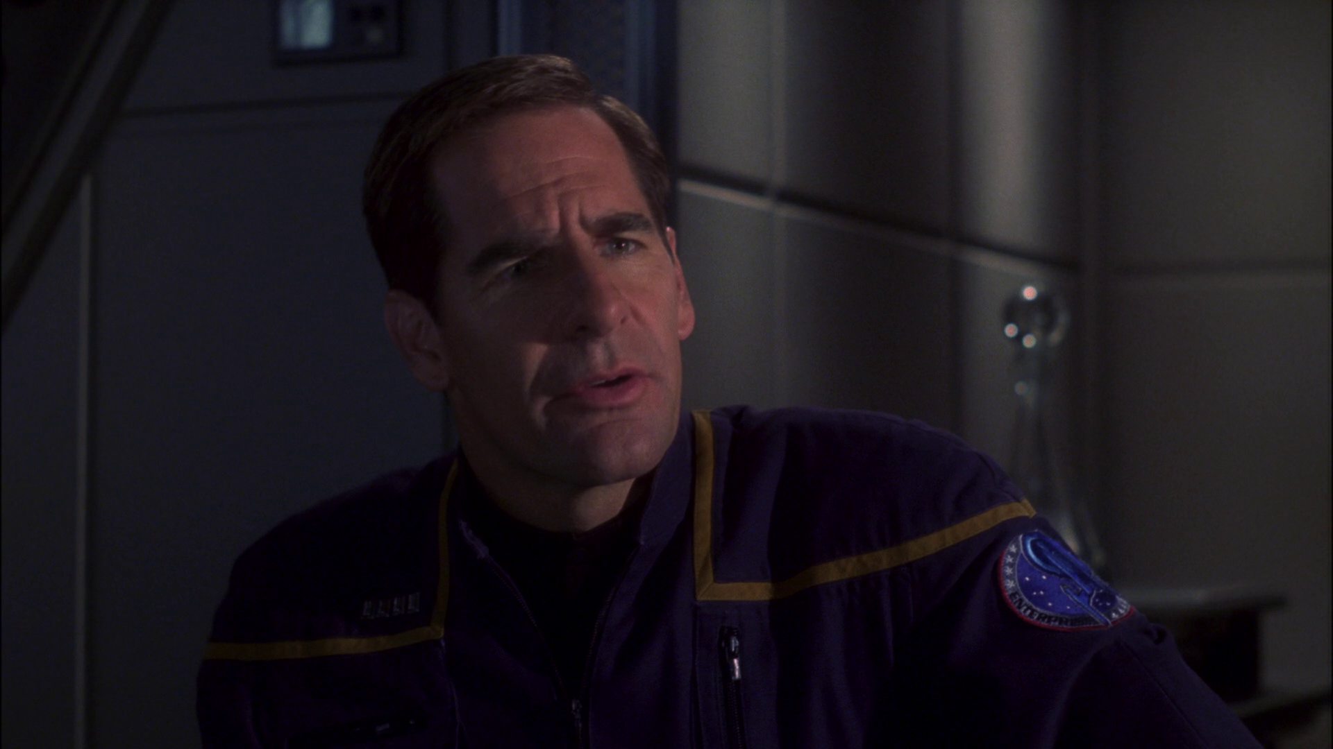 extant_StarTrek_ENT_1x15-ShadowsOfPJem_0369.jpg