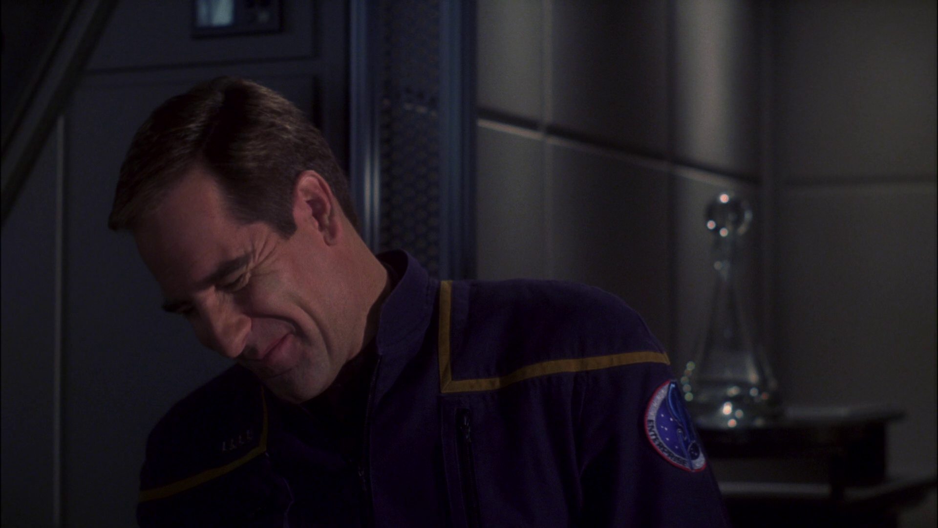 extant_StarTrek_ENT_1x15-ShadowsOfPJem_0390.jpg