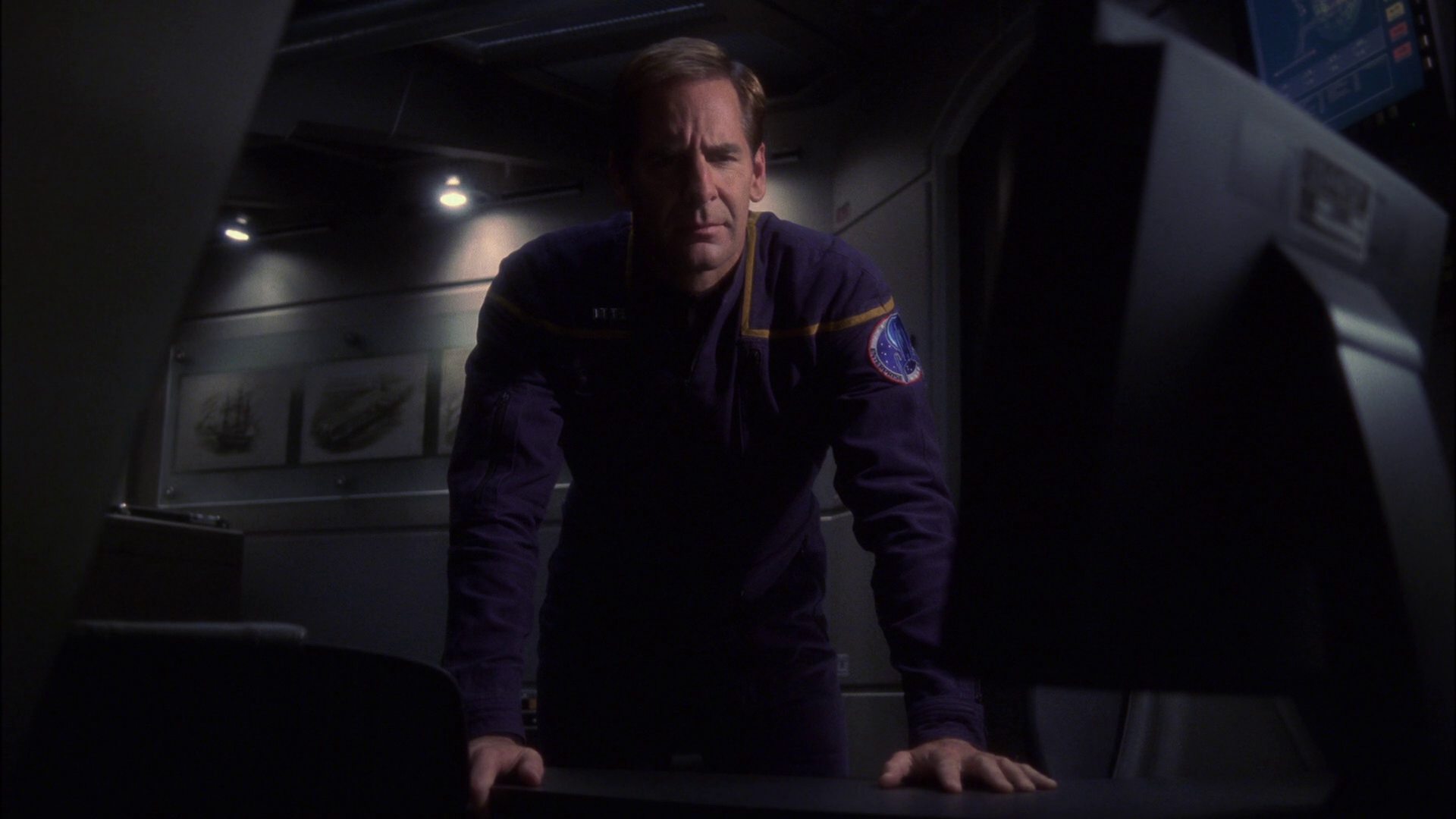 extant_StarTrek_ENT_1x15-ShadowsOfPJem_0485.jpg