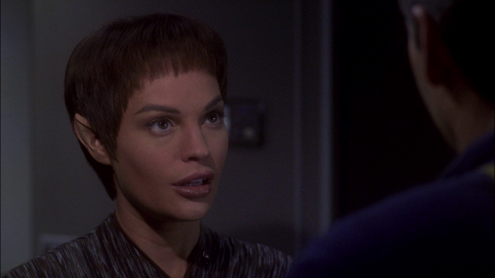 extant_StarTrek_ENT_1x15-ShadowsOfPJem_0656.jpg