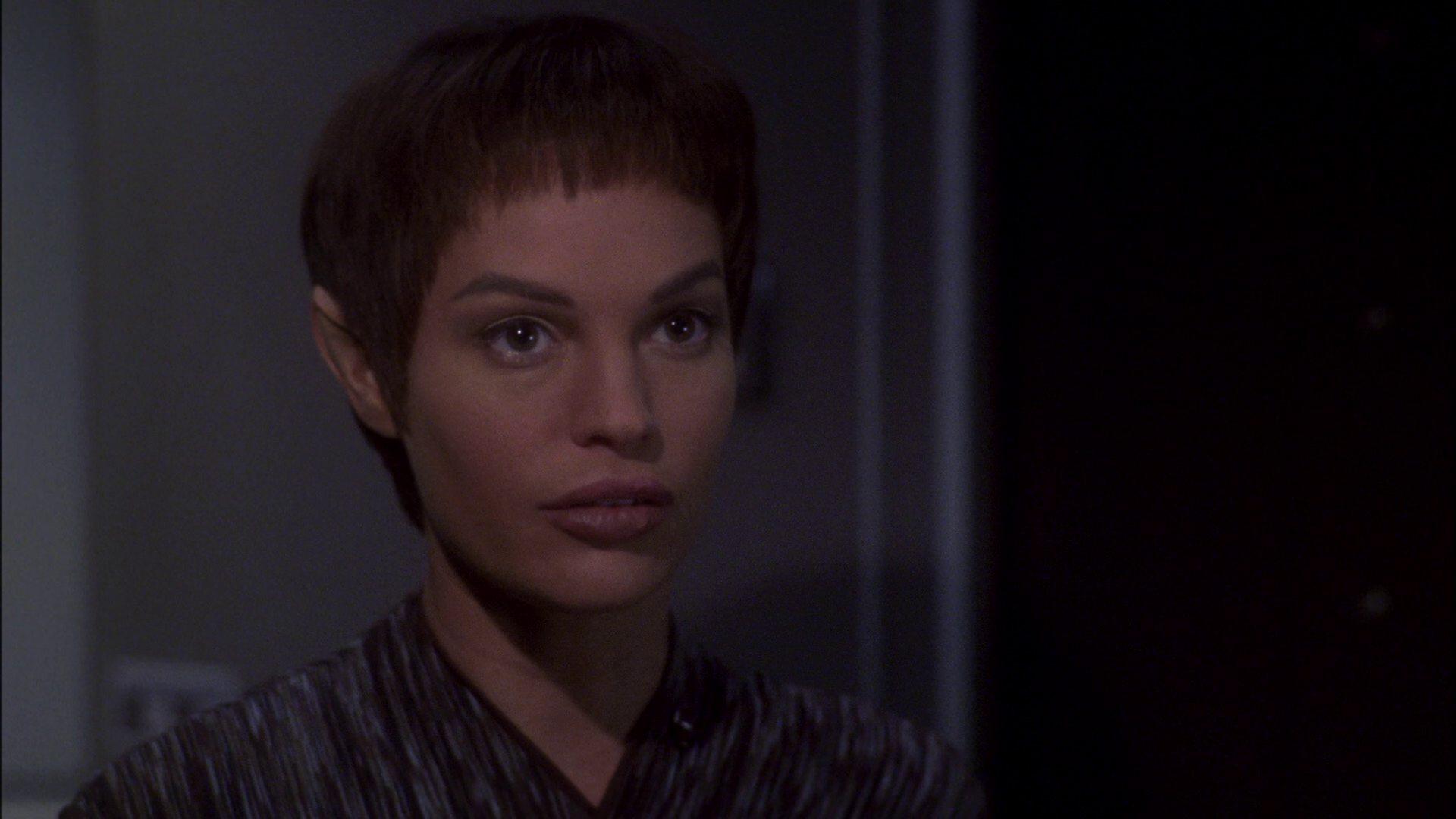 extant_StarTrek_ENT_1x15-ShadowsOfPJem_0723.jpg