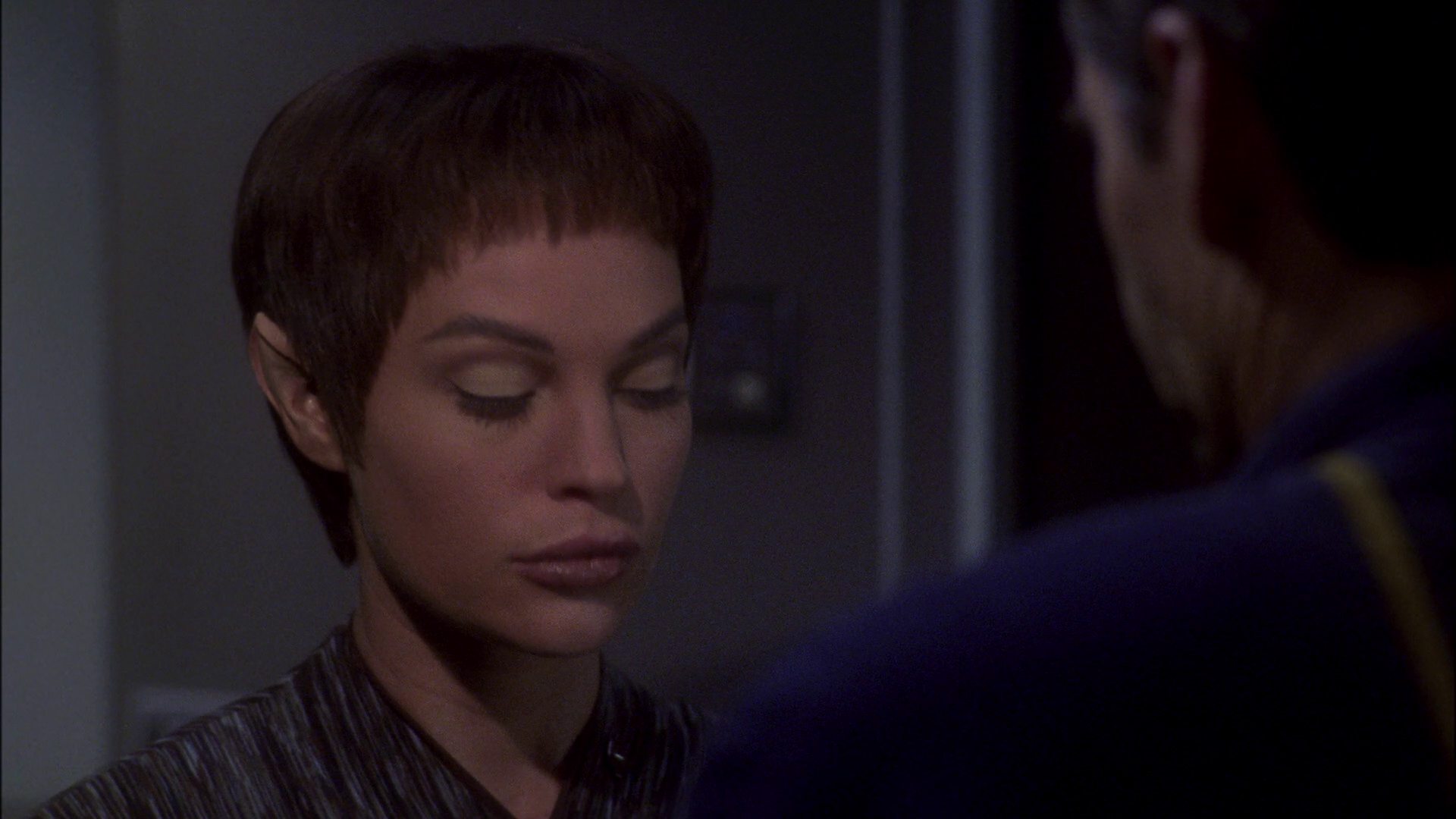 extant_StarTrek_ENT_1x15-ShadowsOfPJem_0753.jpg