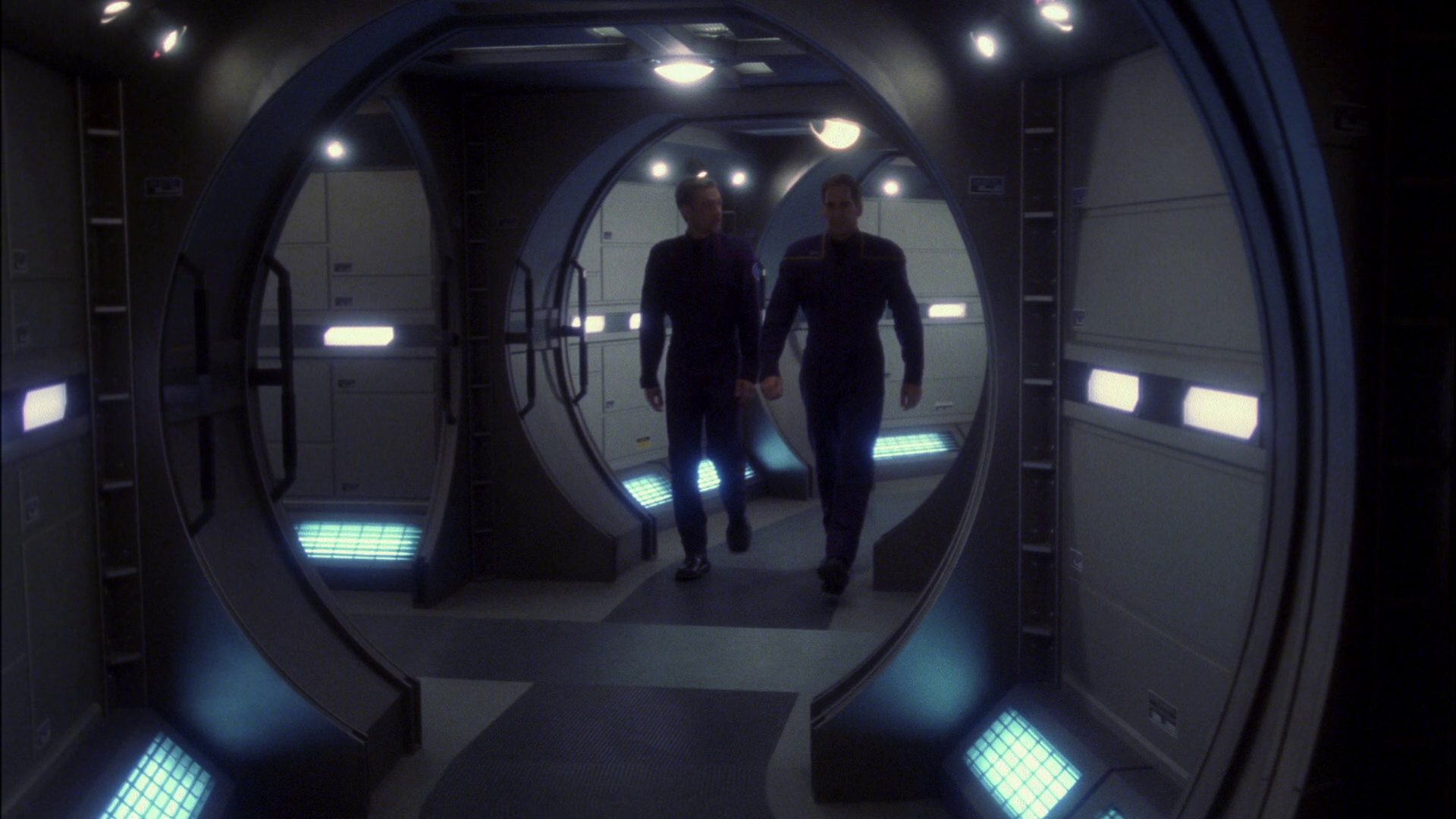 extant_StarTrek_ENT_1x15-ShadowsOfPJem_0768.jpg