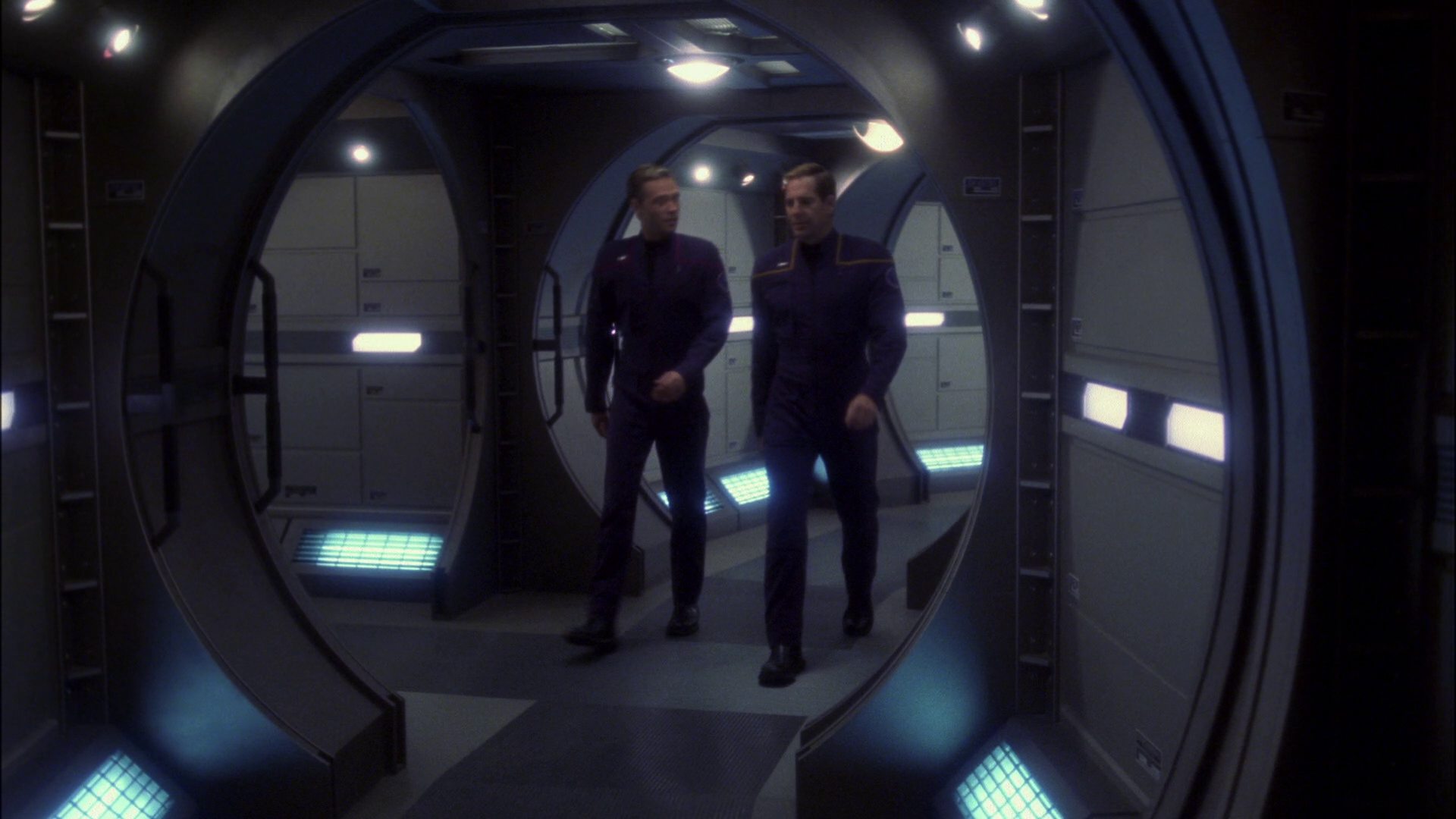 extant_StarTrek_ENT_1x15-ShadowsOfPJem_0769.jpg
