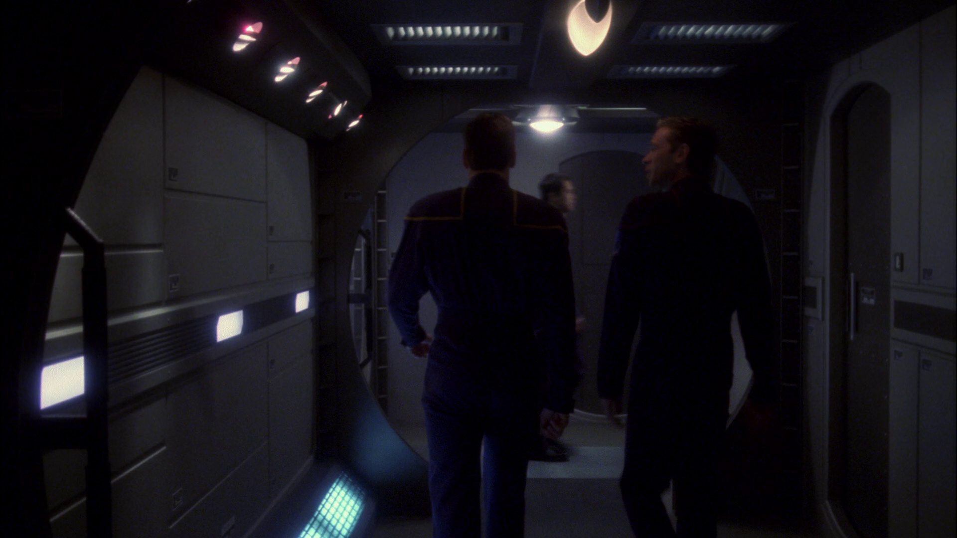 extant_StarTrek_ENT_1x15-ShadowsOfPJem_0777.jpg