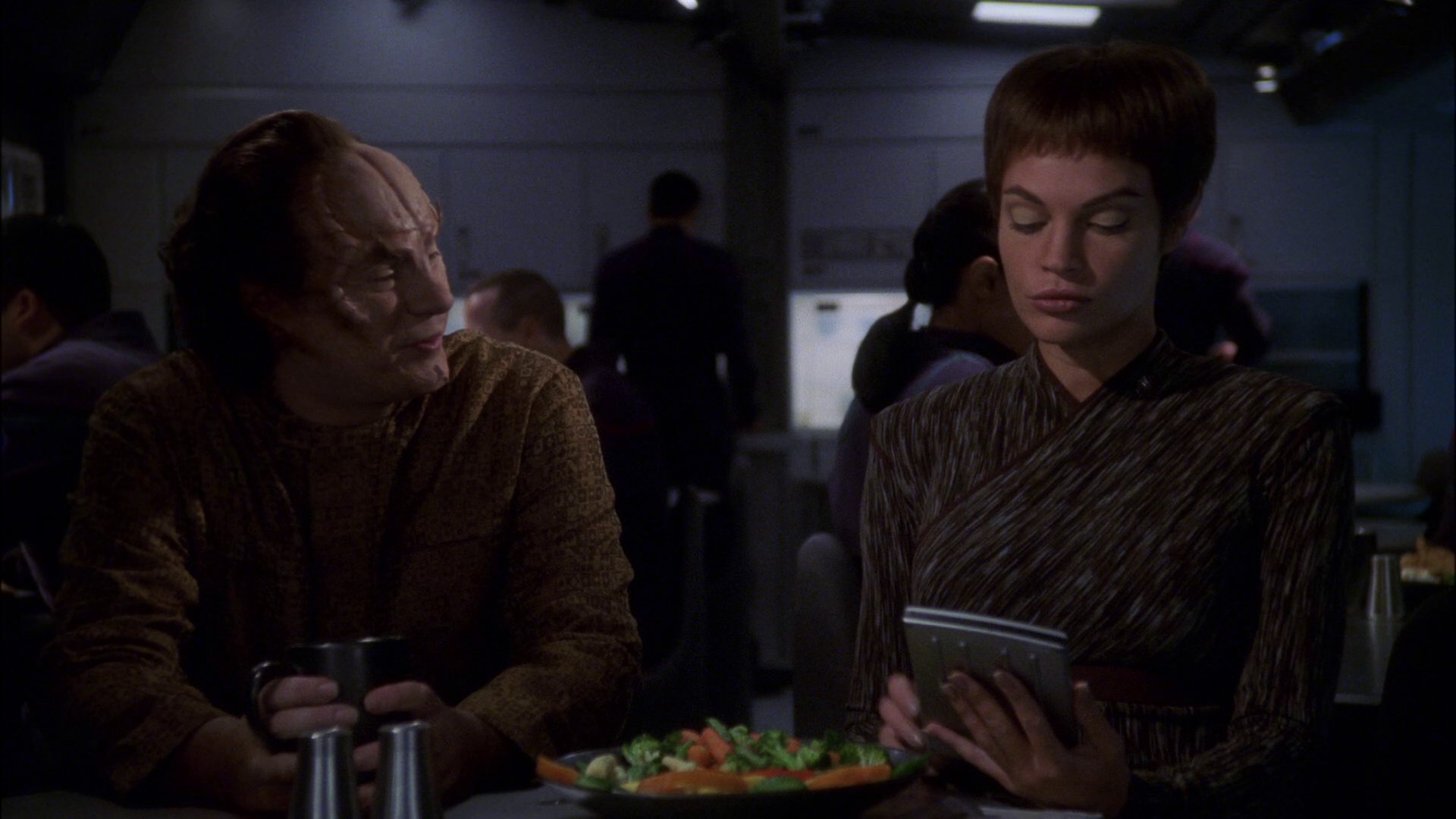 extant_StarTrek_ENT_1x15-ShadowsOfPJem_0807.jpg