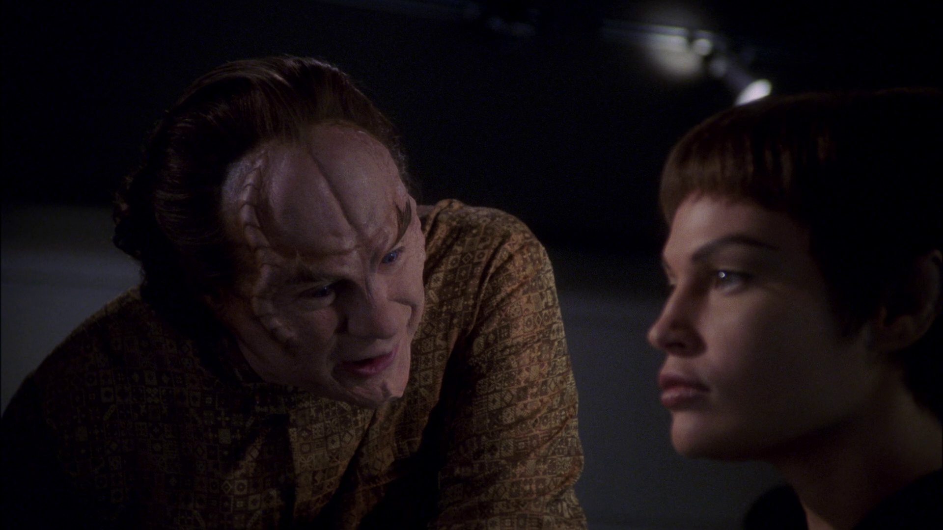extant_StarTrek_ENT_1x15-ShadowsOfPJem_0908.jpg