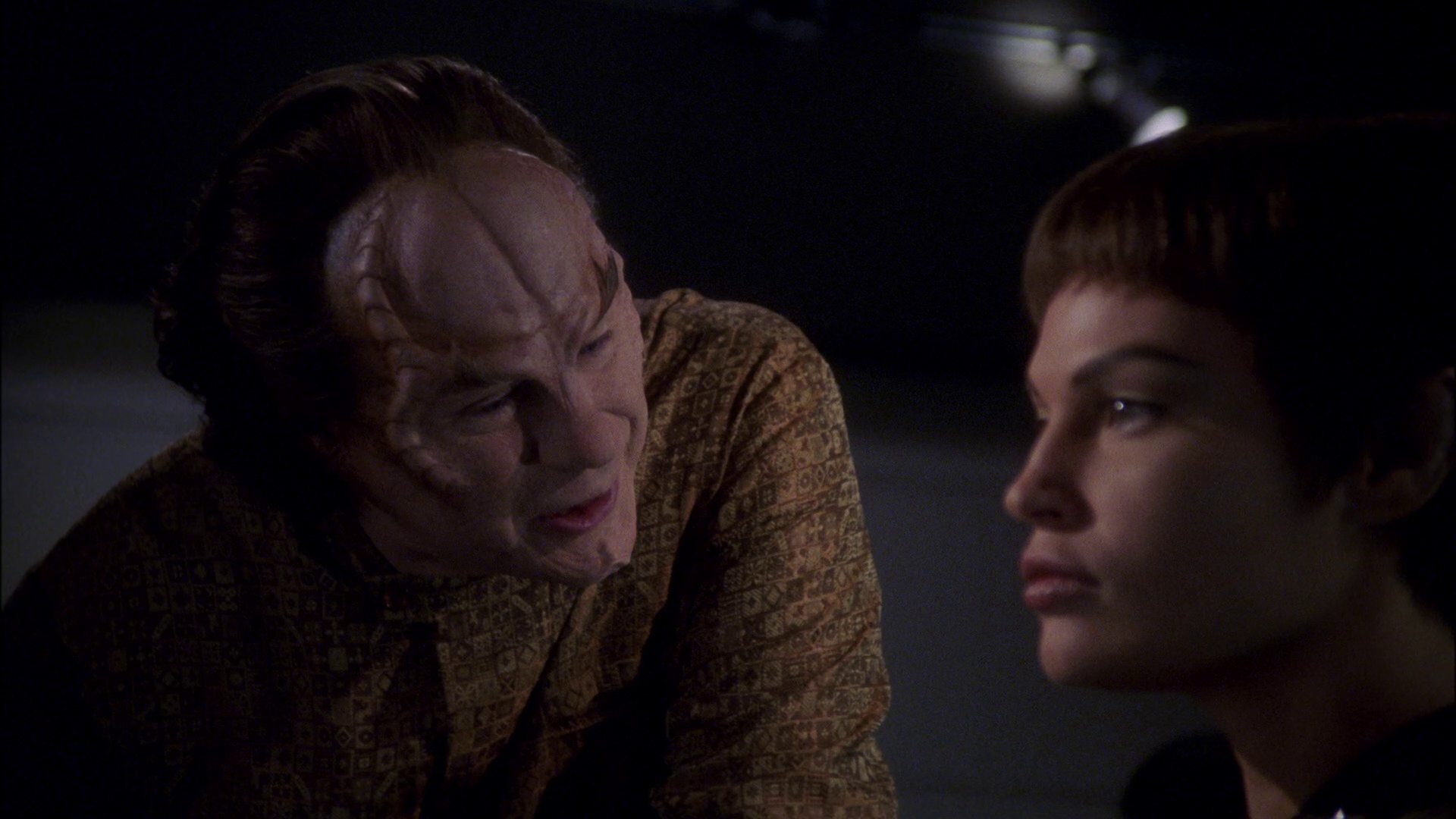 extant_StarTrek_ENT_1x15-ShadowsOfPJem_0913.jpg
