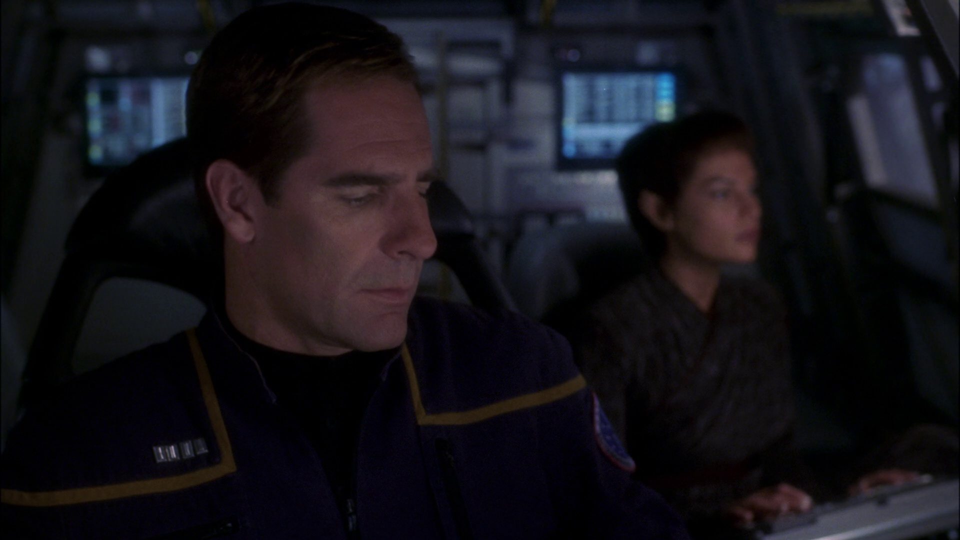 extant_StarTrek_ENT_1x15-ShadowsOfPJem_0943.jpg