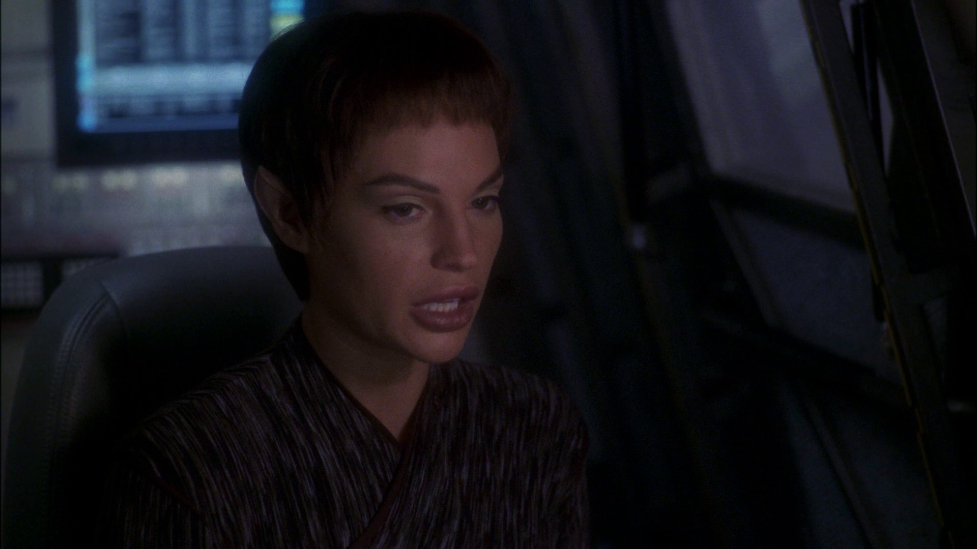 extant_StarTrek_ENT_1x15-ShadowsOfPJem_1006.jpg
