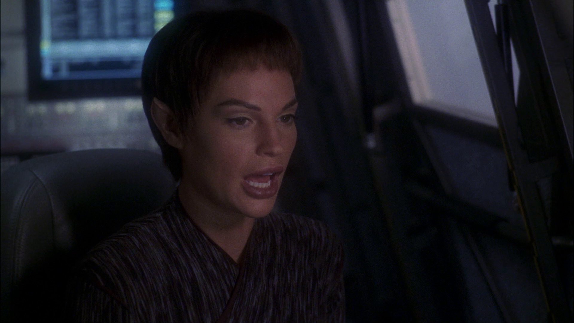 extant_StarTrek_ENT_1x15-ShadowsOfPJem_1044.jpg