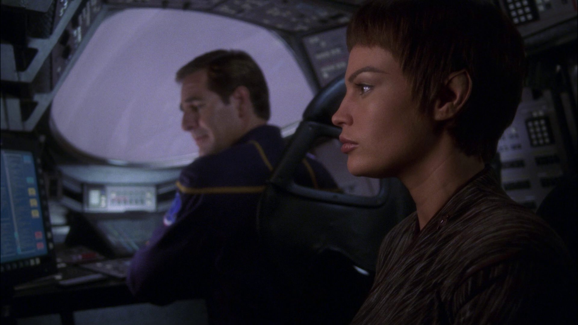 extant_StarTrek_ENT_1x15-ShadowsOfPJem_1049.jpg