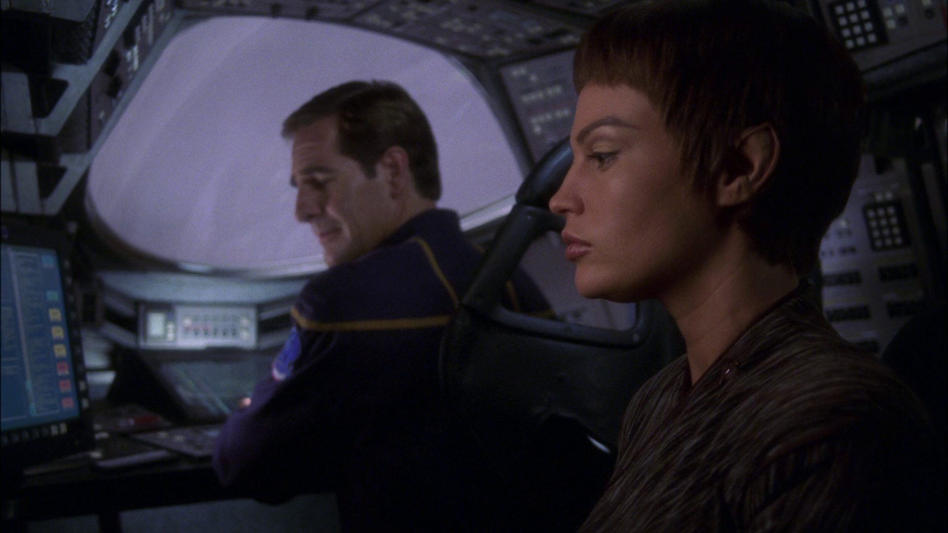 extant_StarTrek_ENT_1x15-ShadowsOfPJem_1050.jpg
