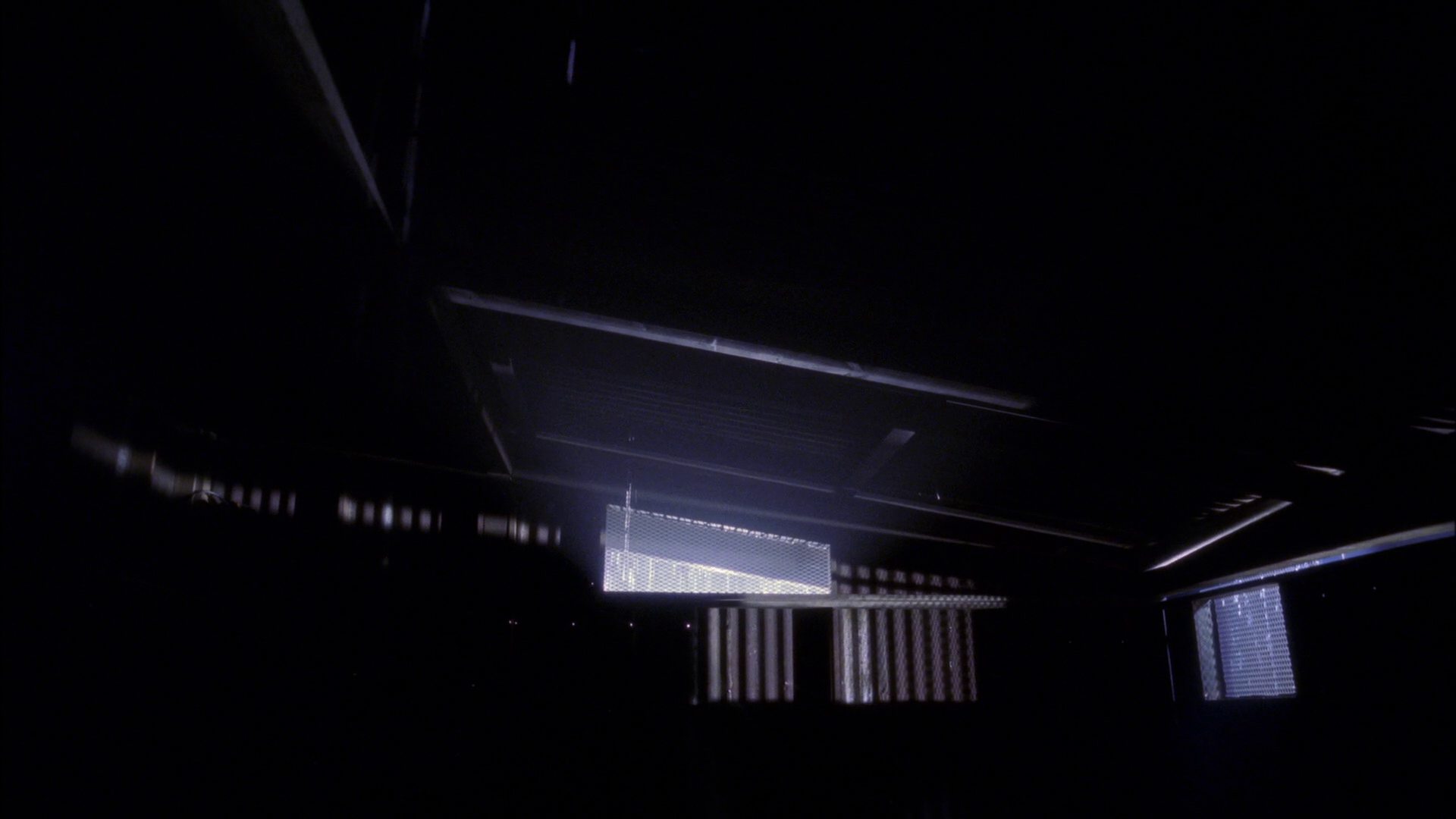 extant_StarTrek_ENT_1x15-ShadowsOfPJem_1135.jpg