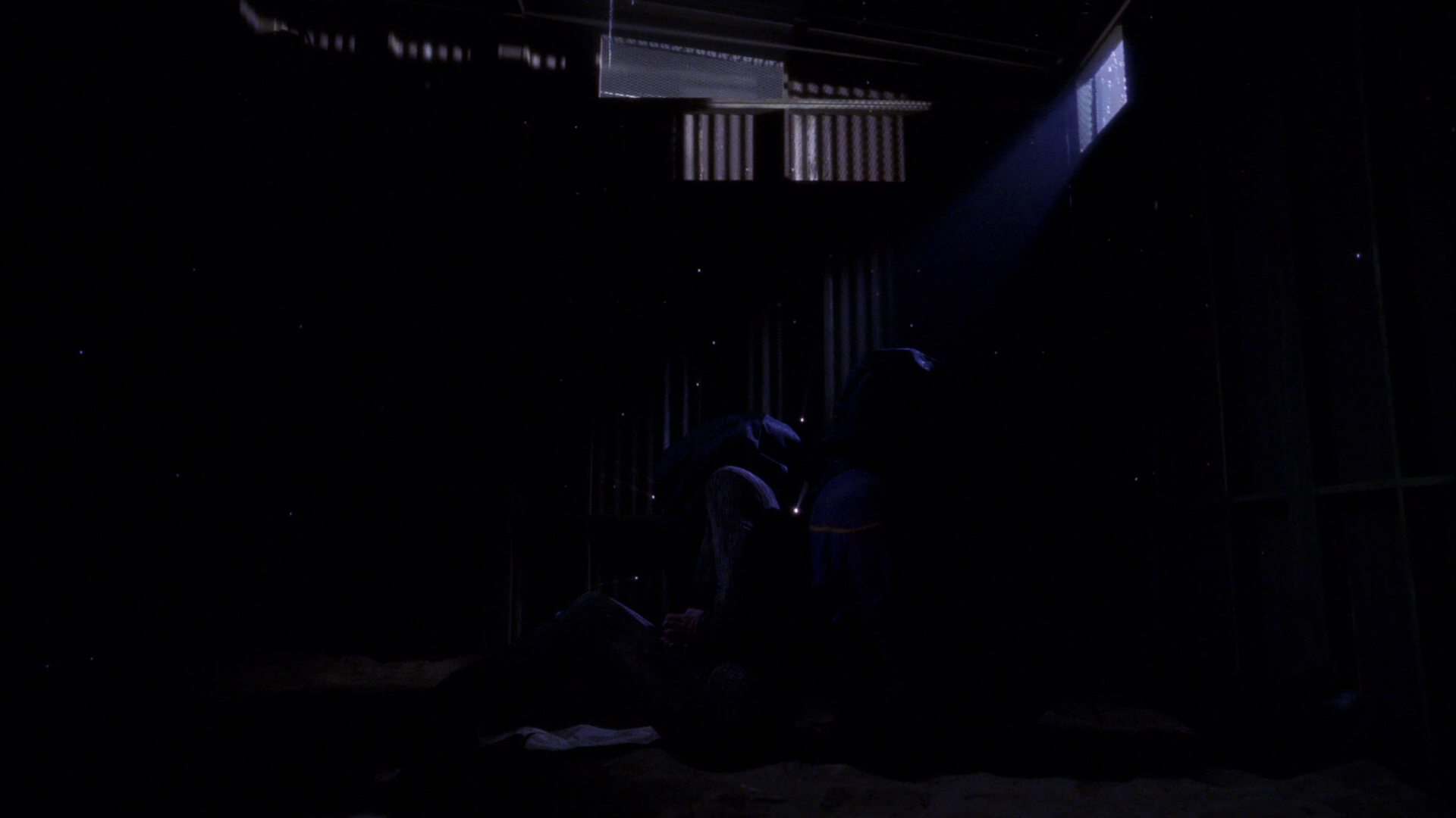 extant_StarTrek_ENT_1x15-ShadowsOfPJem_1157.jpg