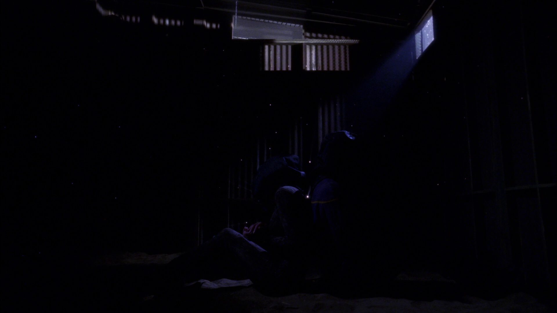 extant_StarTrek_ENT_1x15-ShadowsOfPJem_1158.jpg