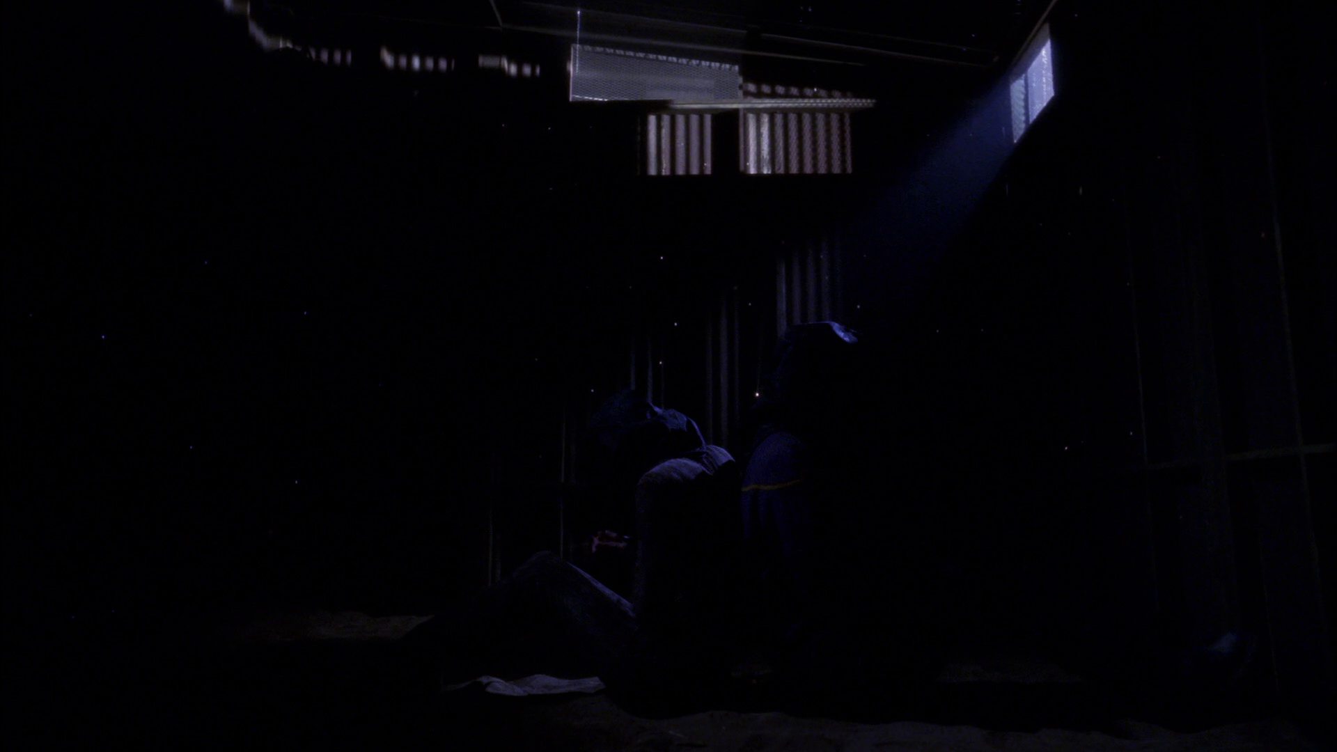 extant_StarTrek_ENT_1x15-ShadowsOfPJem_1160.jpg