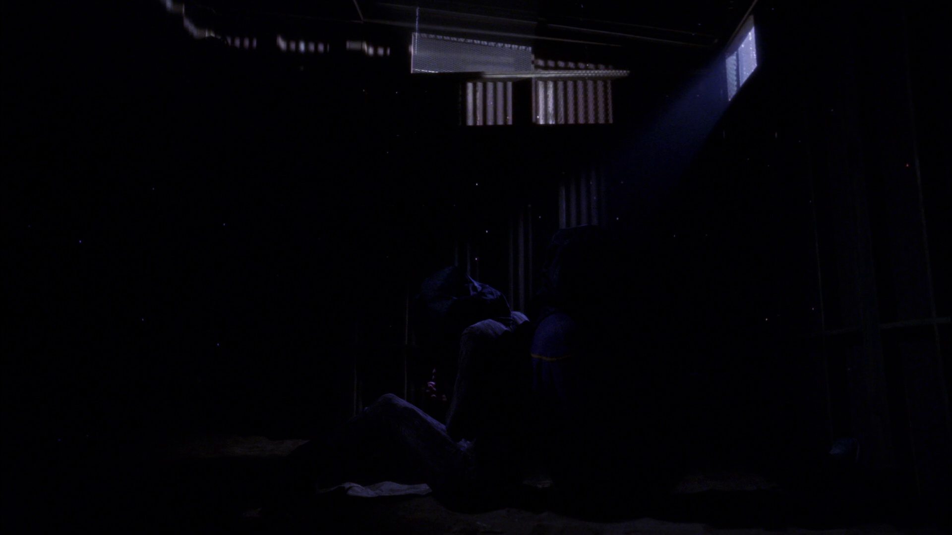 extant_StarTrek_ENT_1x15-ShadowsOfPJem_1161.jpg