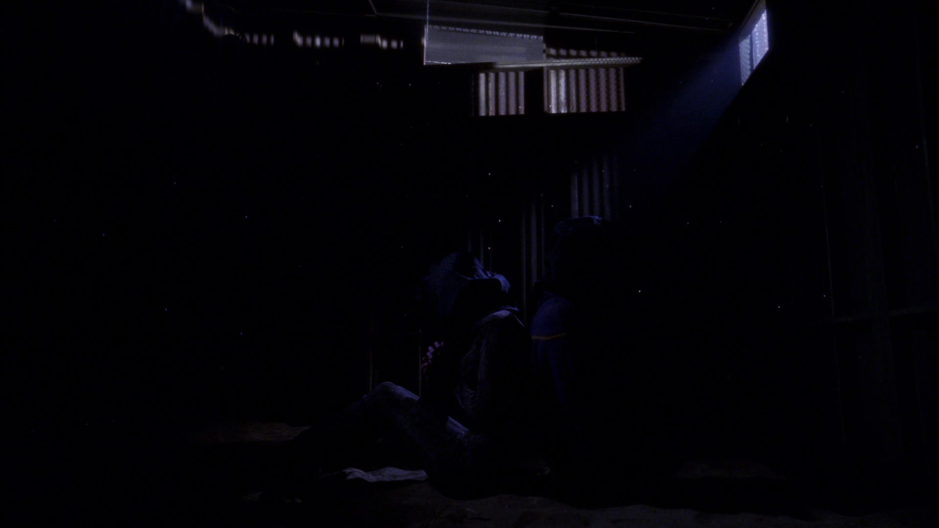 extant_StarTrek_ENT_1x15-ShadowsOfPJem_1165.jpg