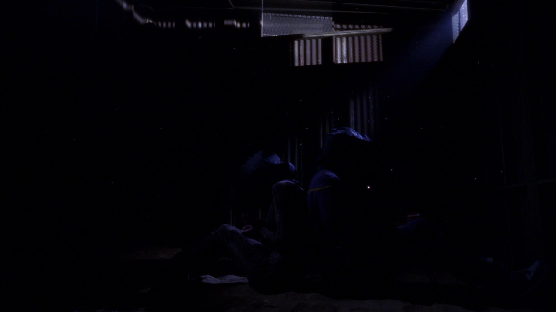 extant_StarTrek_ENT_1x15-ShadowsOfPJem_1171.jpg