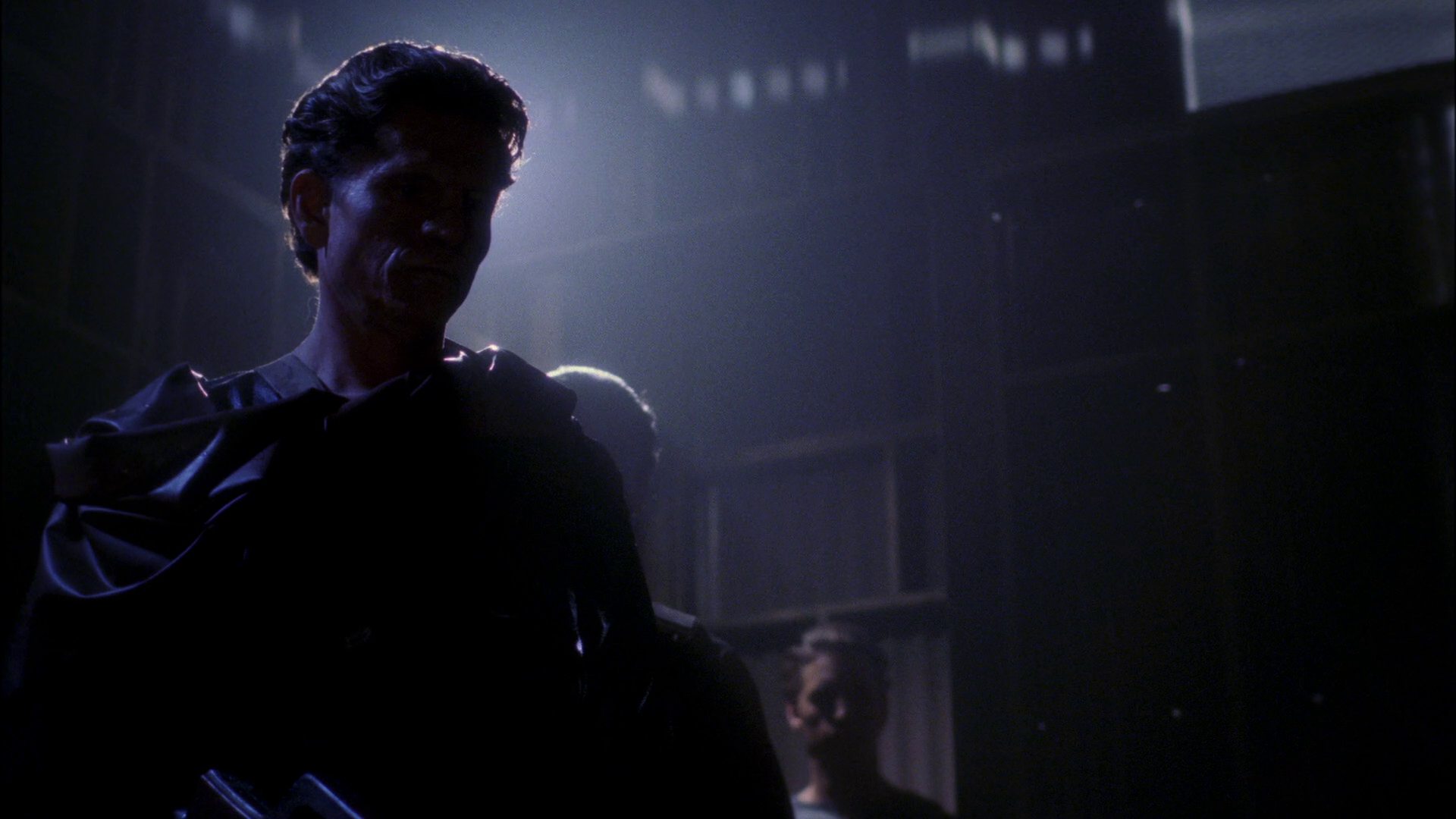extant_StarTrek_ENT_1x15-ShadowsOfPJem_1223.jpg