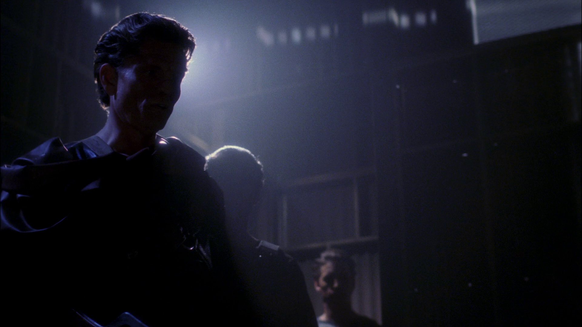 extant_StarTrek_ENT_1x15-ShadowsOfPJem_1224.jpg