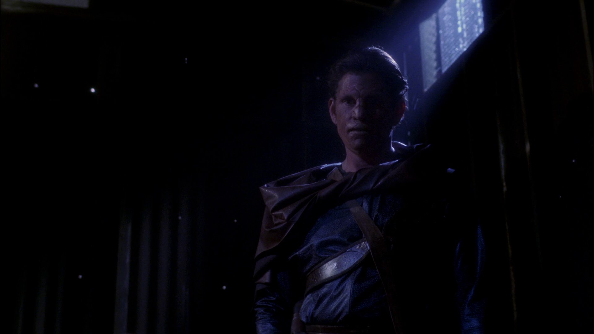 extant_StarTrek_ENT_1x15-ShadowsOfPJem_1248.jpg