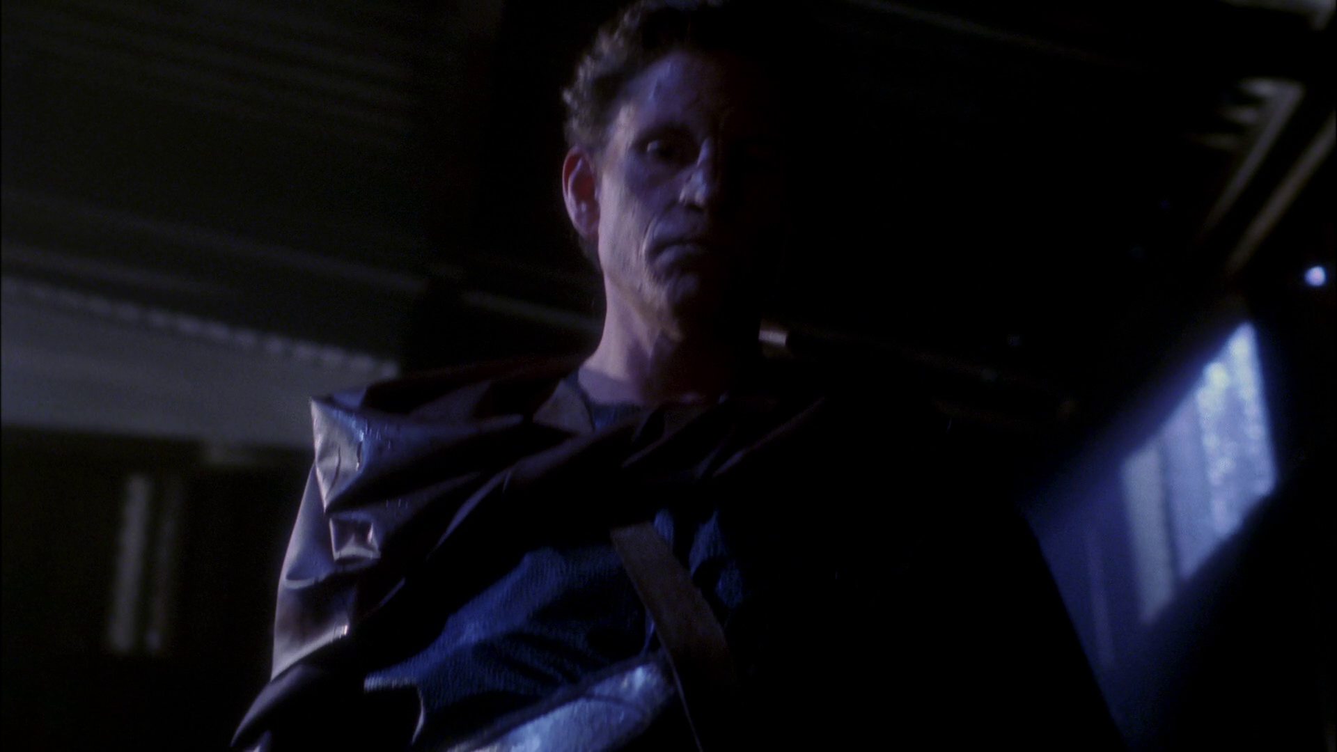 extant_StarTrek_ENT_1x15-ShadowsOfPJem_1298.jpg