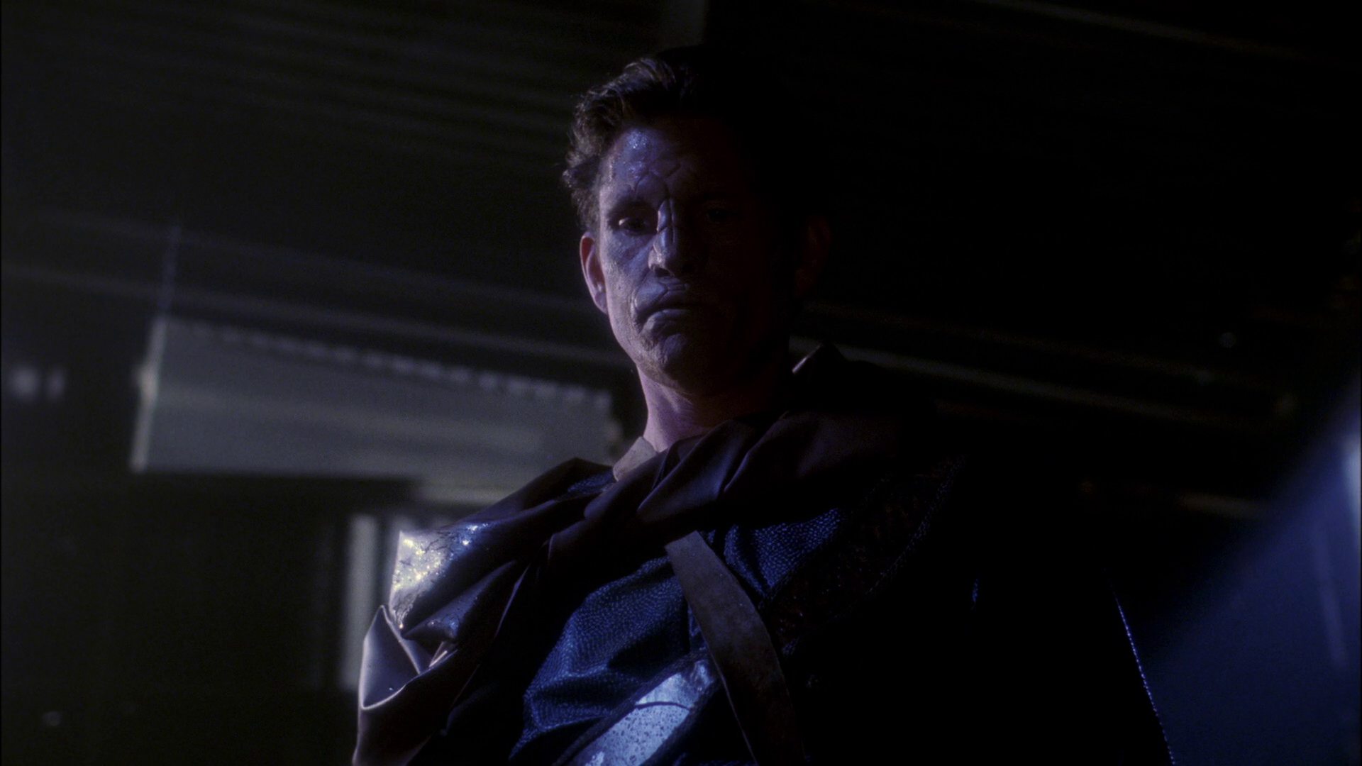 extant_StarTrek_ENT_1x15-ShadowsOfPJem_1305.jpg