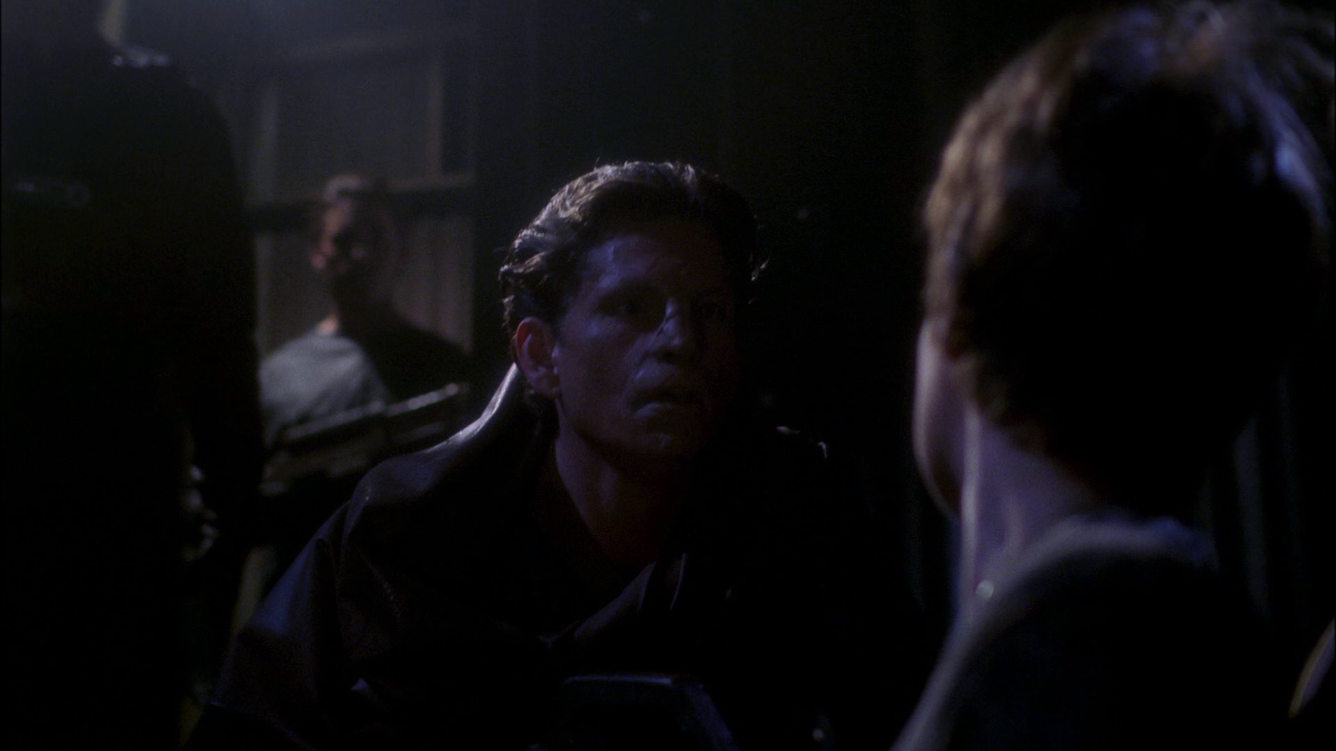 extant_StarTrek_ENT_1x15-ShadowsOfPJem_1322.jpg