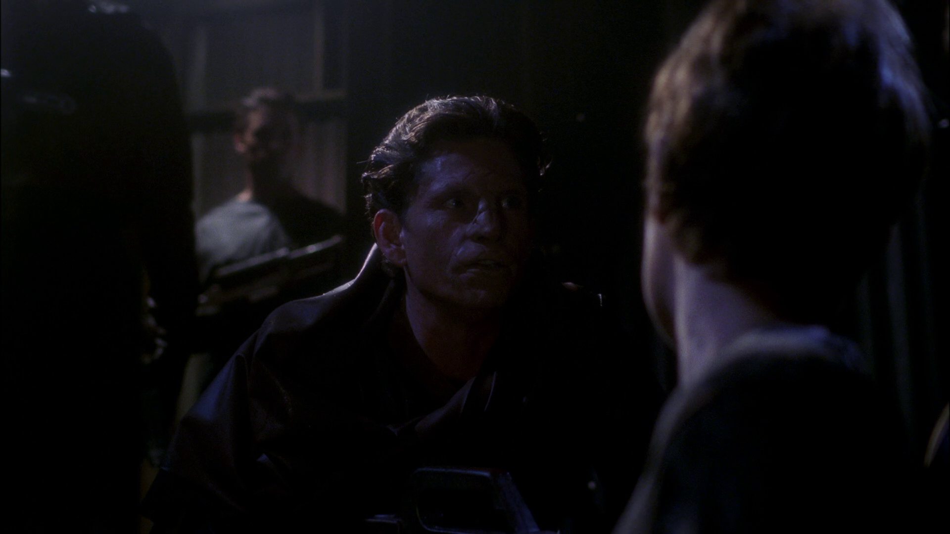 extant_StarTrek_ENT_1x15-ShadowsOfPJem_1337.jpg