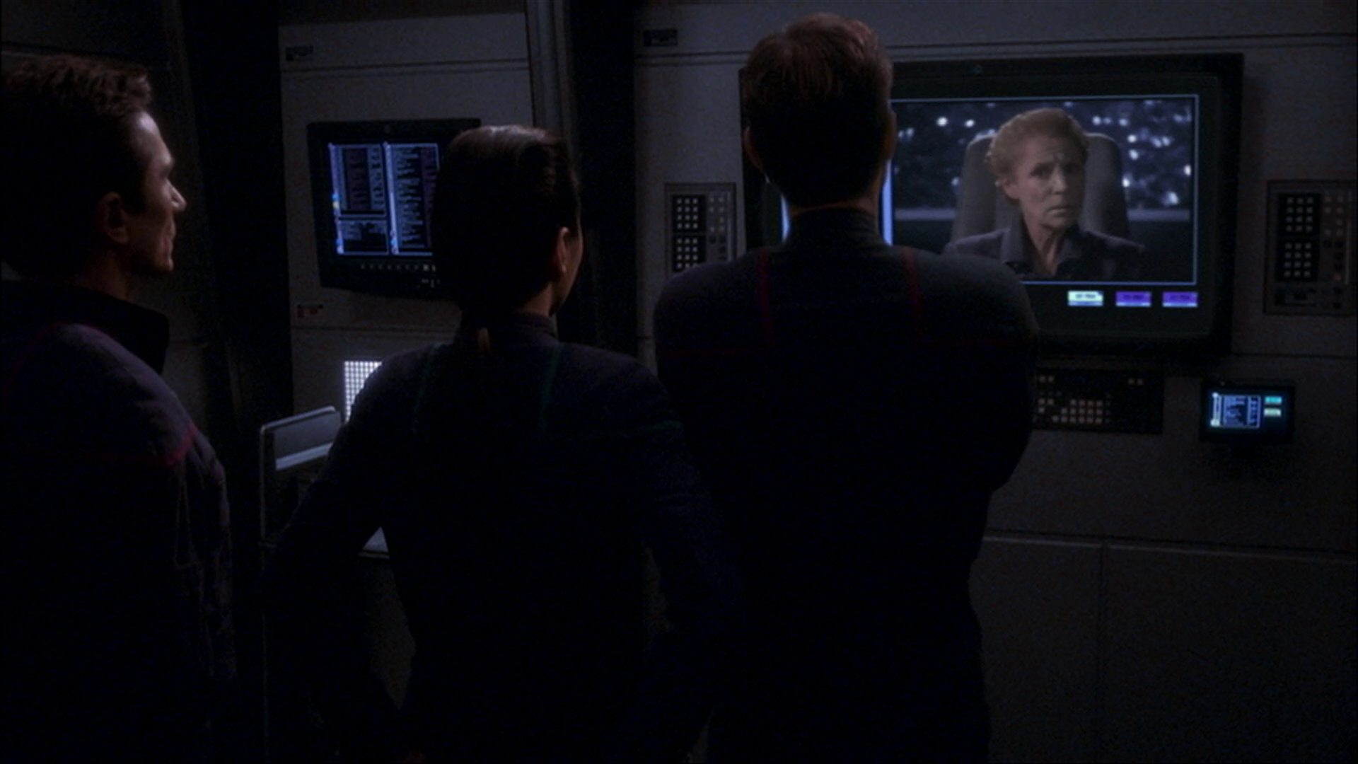 extant_StarTrek_ENT_1x15-ShadowsOfPJem_1399.jpg