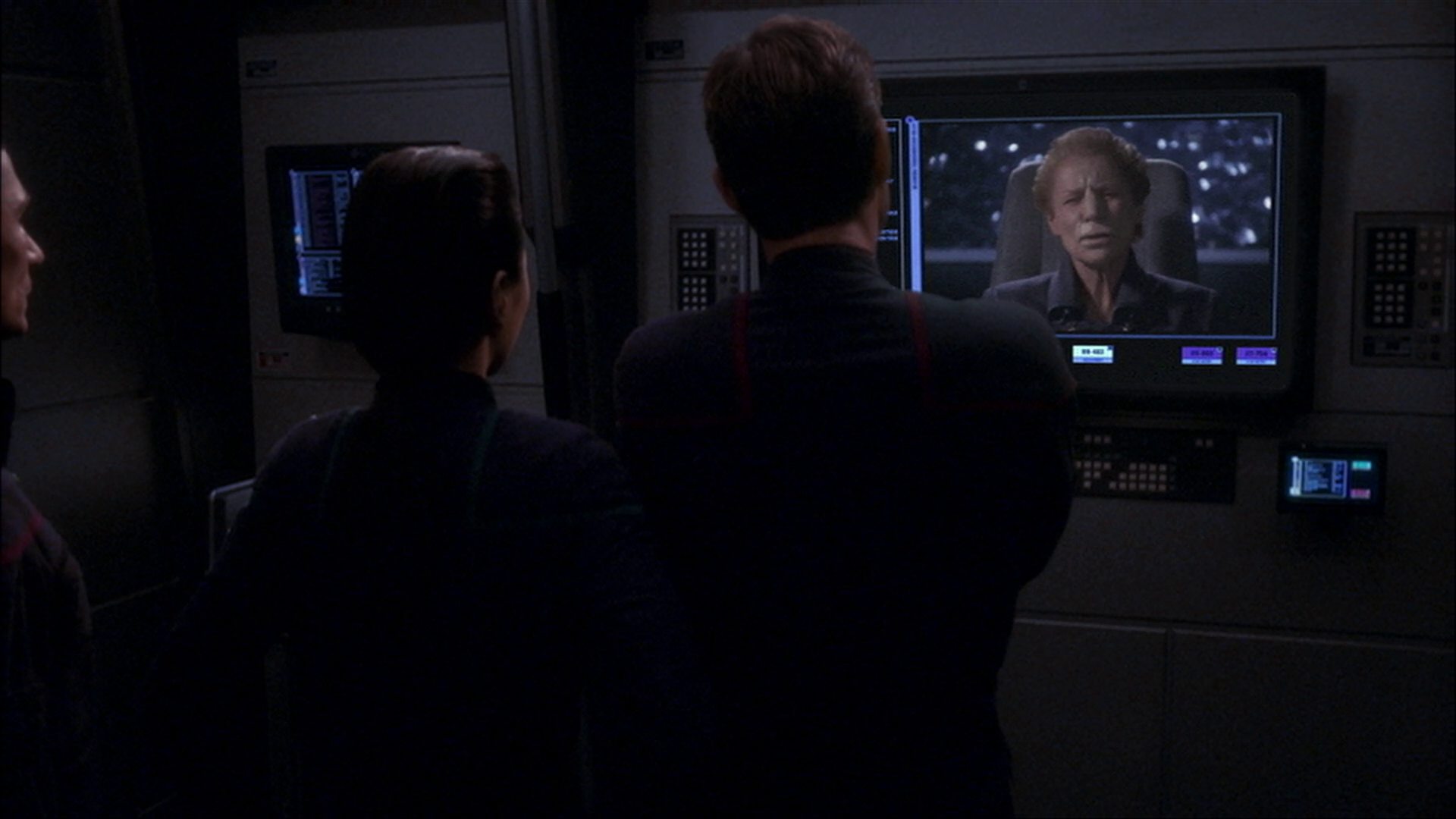 extant_StarTrek_ENT_1x15-ShadowsOfPJem_1406.jpg