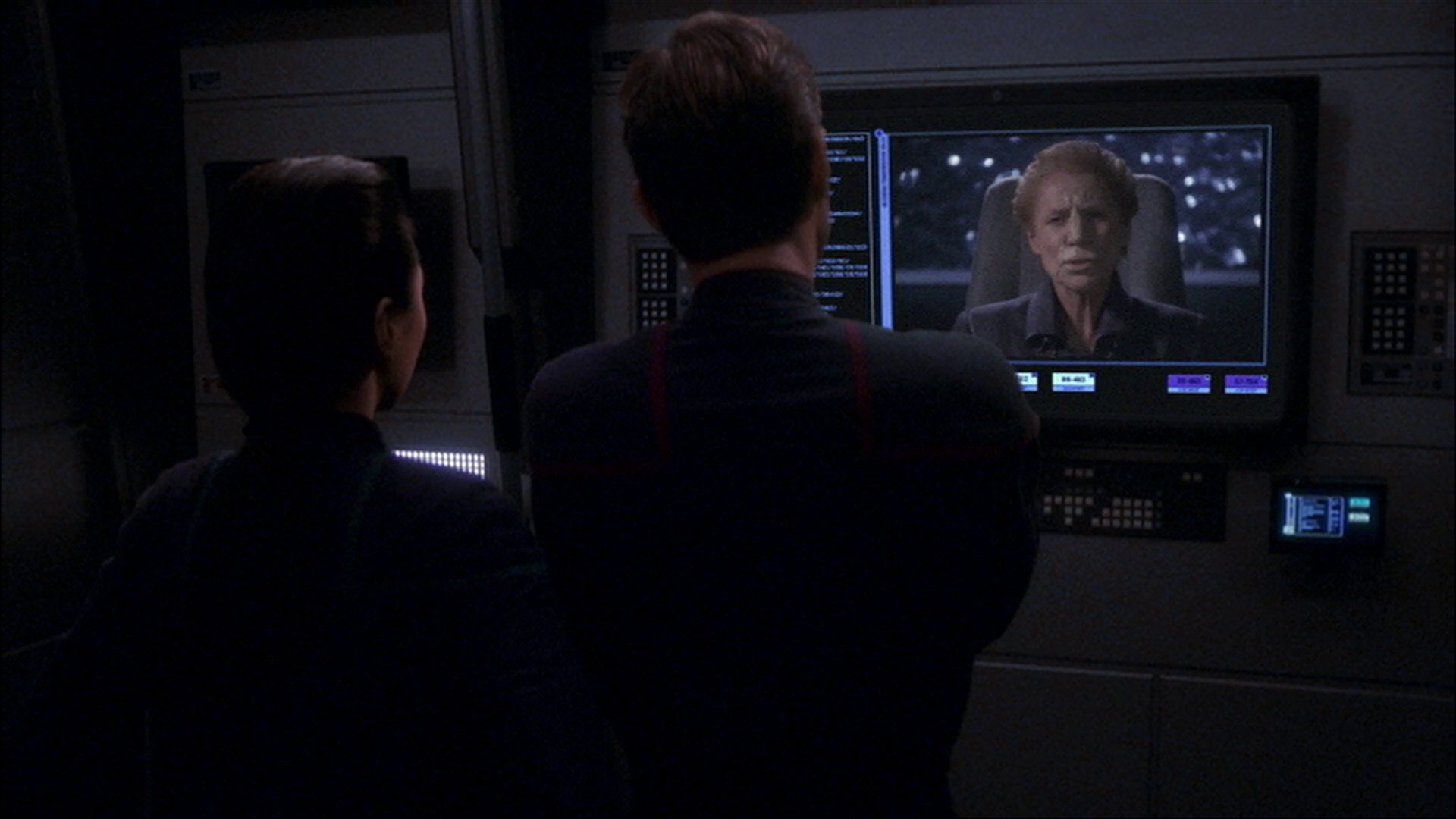 extant_StarTrek_ENT_1x15-ShadowsOfPJem_1411.jpg