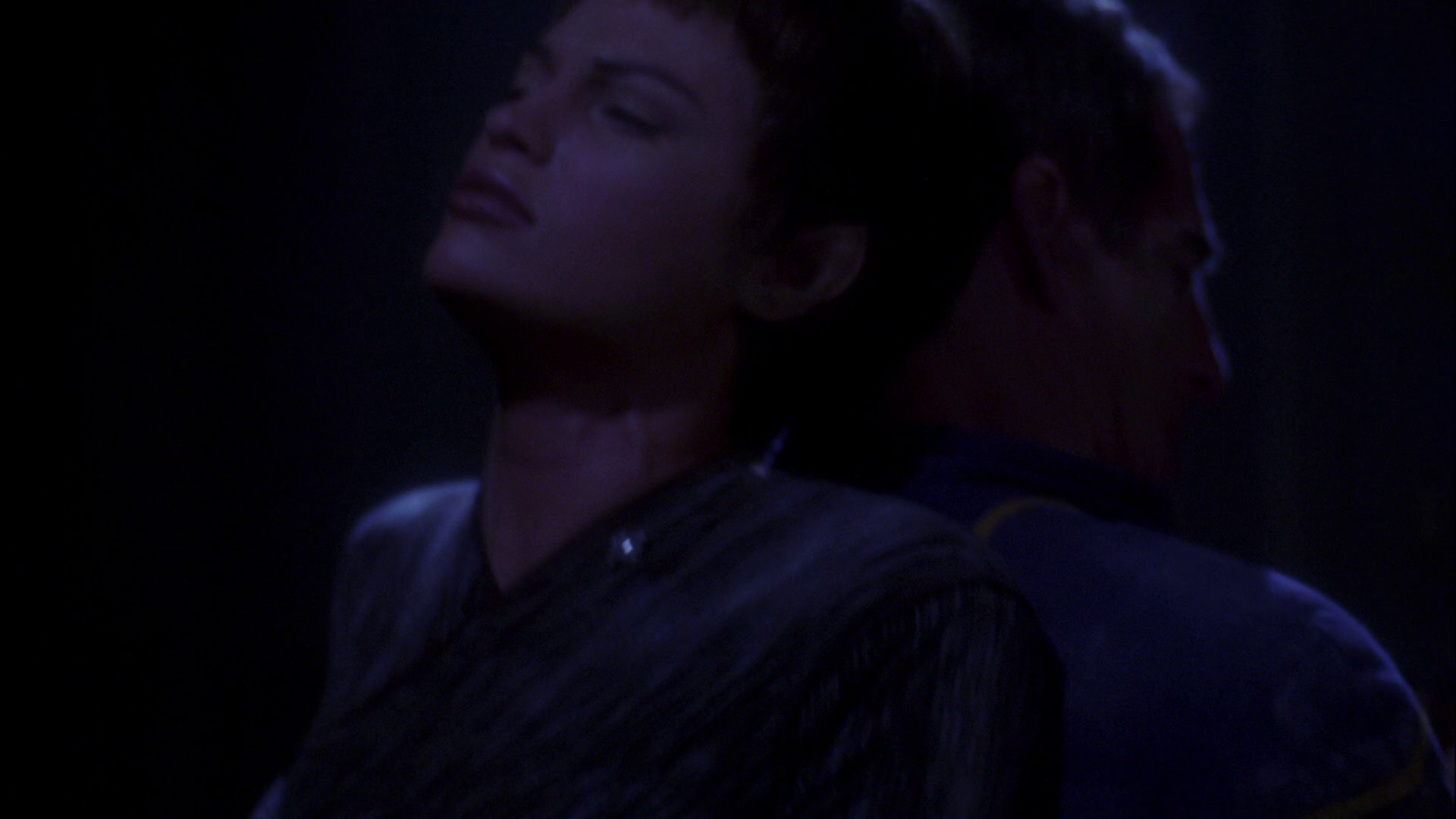 extant_StarTrek_ENT_1x15-ShadowsOfPJem_1513.jpg