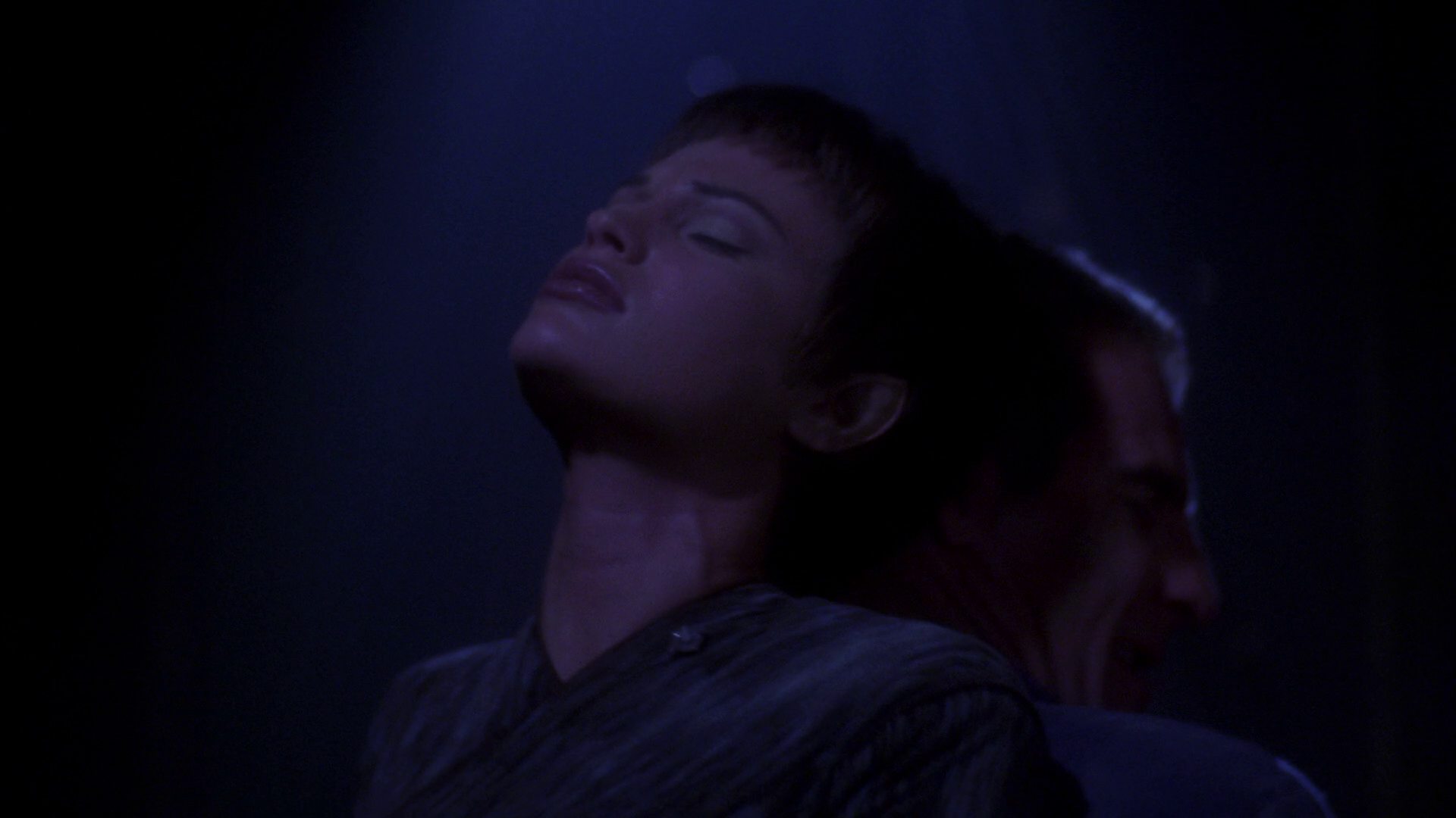 extant_StarTrek_ENT_1x15-ShadowsOfPJem_1516.jpg
