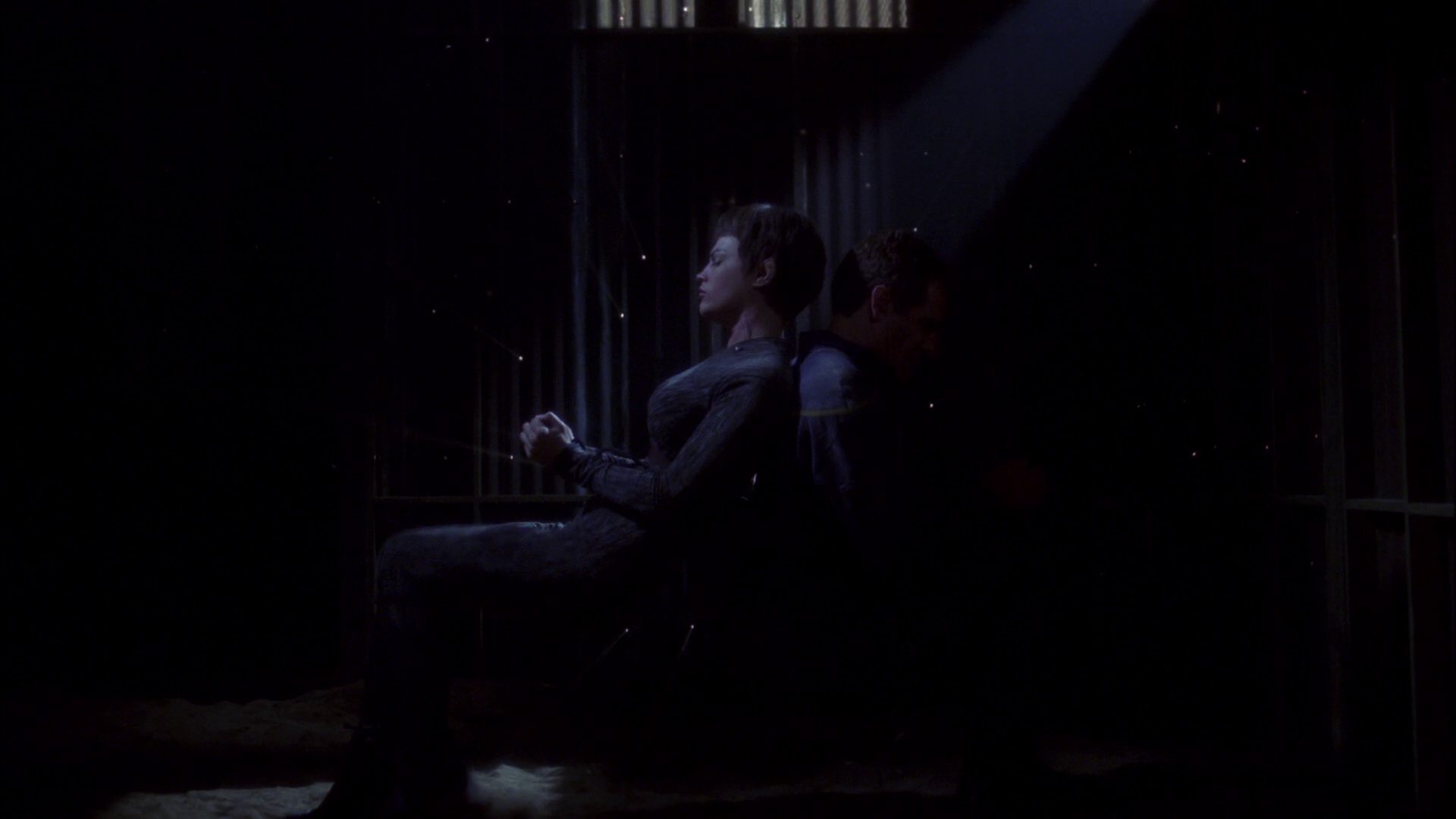 extant_StarTrek_ENT_1x15-ShadowsOfPJem_1577.jpg