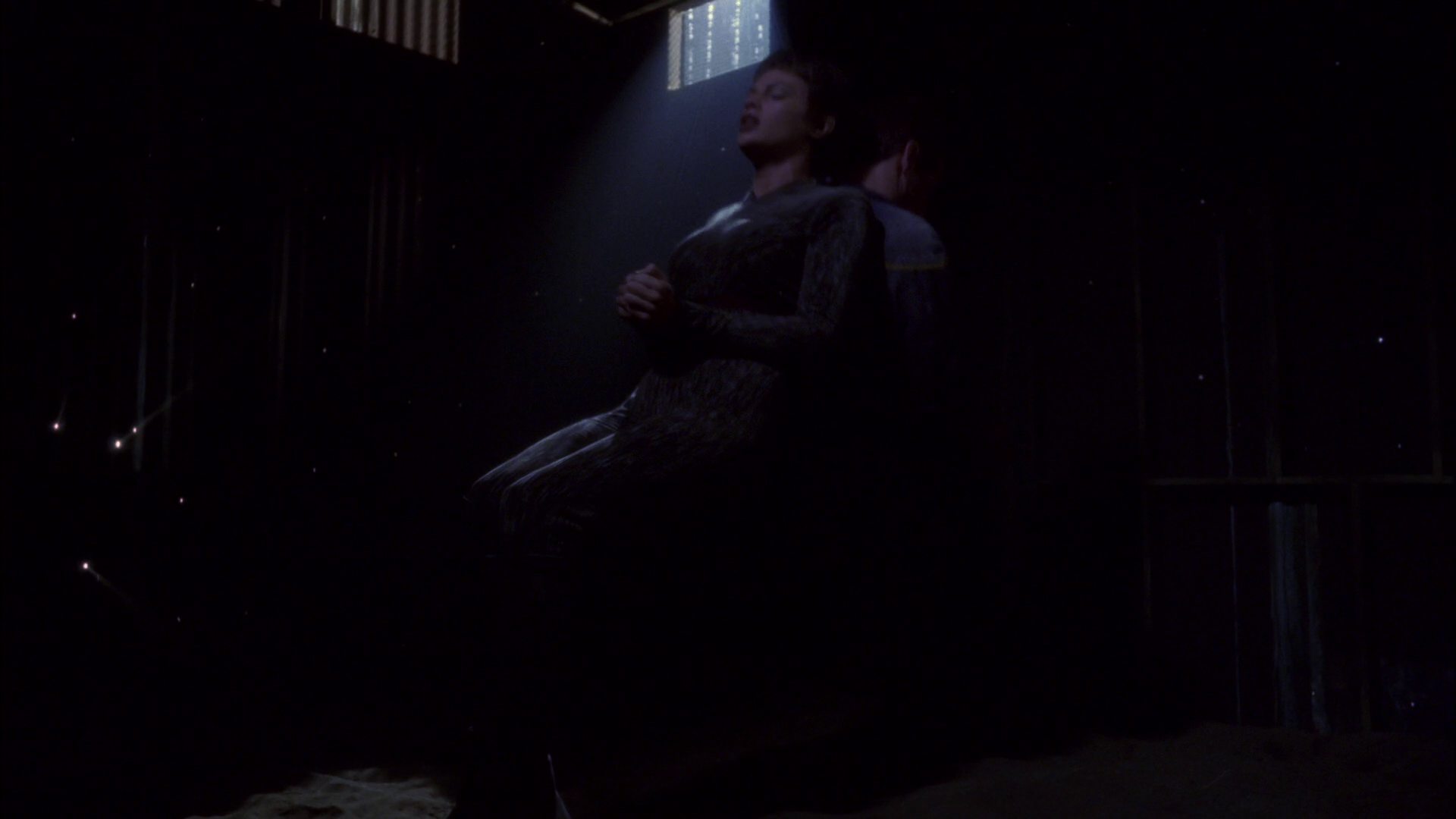 extant_StarTrek_ENT_1x15-ShadowsOfPJem_1579.jpg